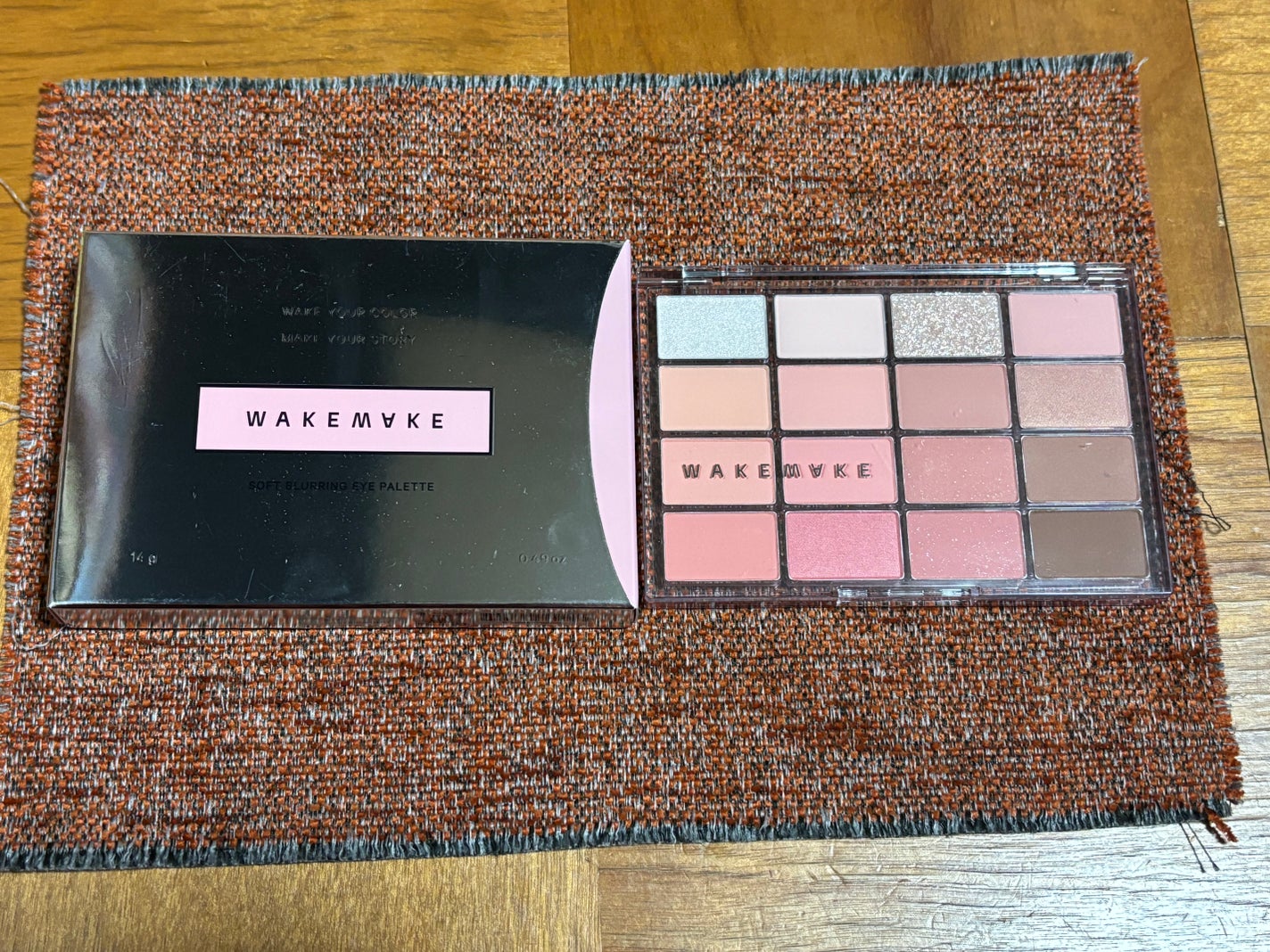 ソフトブラーリングアイパレット/wakemake/アイシャドウパレットを使ったクチコミ(1枚目)