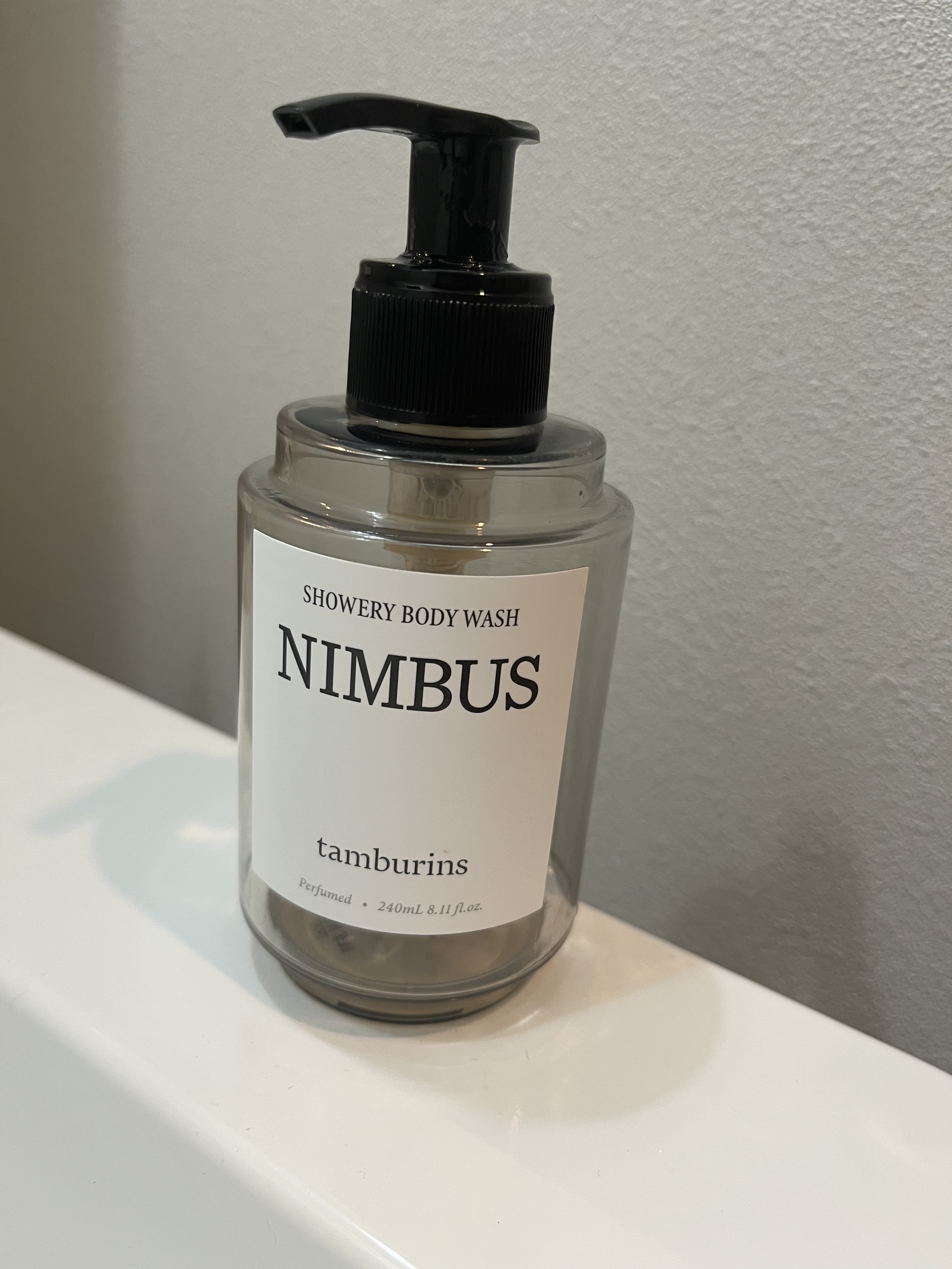 タンバリンズ シャワーリー ボディ ウォッシュ ニンバス 240ML シャワリーボディウォッシュ フォグ - 240mL | TAMBURINS