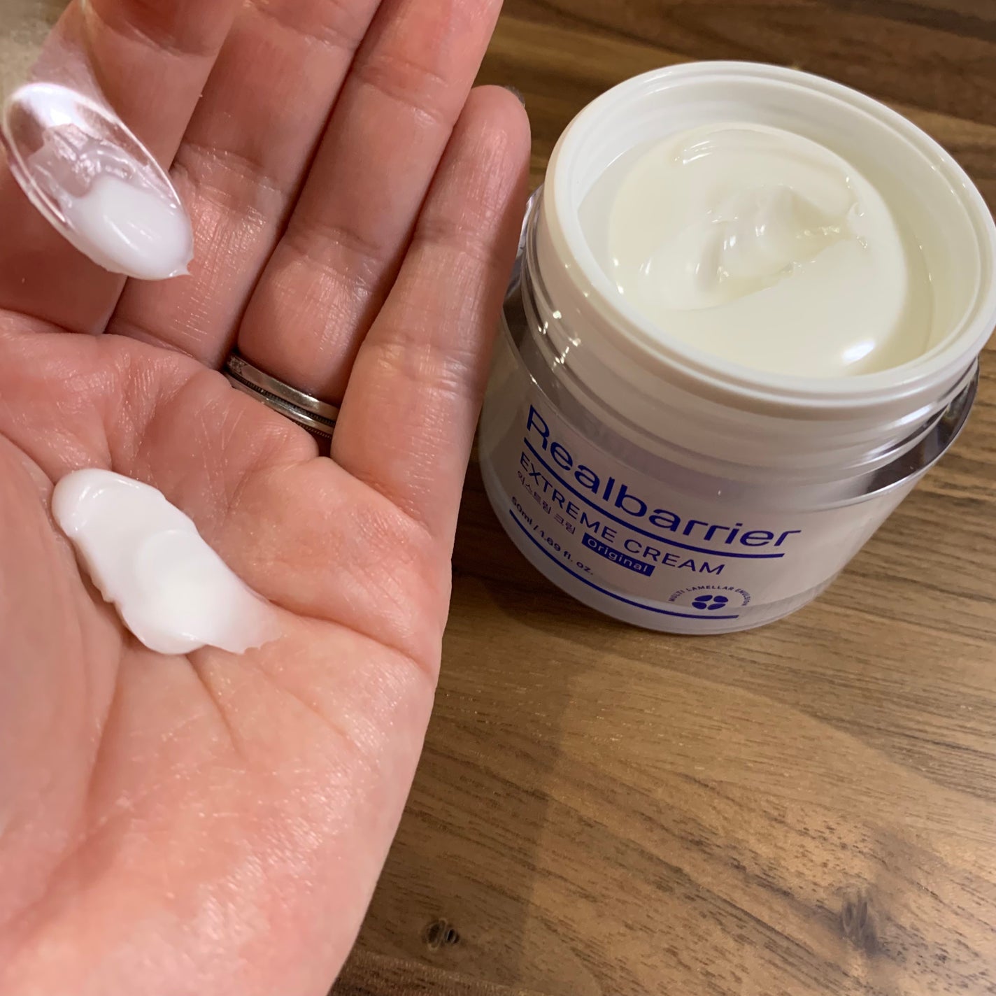 リアルバリア エクストリームクリーム オリジナル/Real Barrier/フェイスクリームを使ったクチコミ(2枚目)