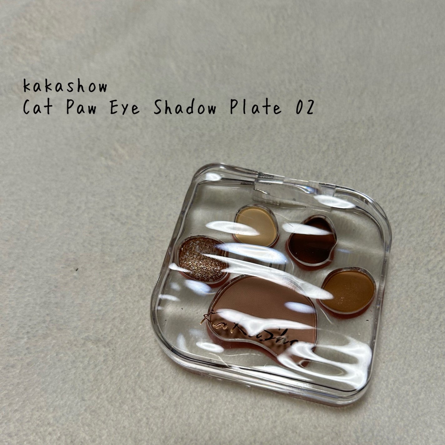 Cat Paw Eye Shadow Plate/kakashow/アイシャドウパレットを使ったクチコミ(1枚目)