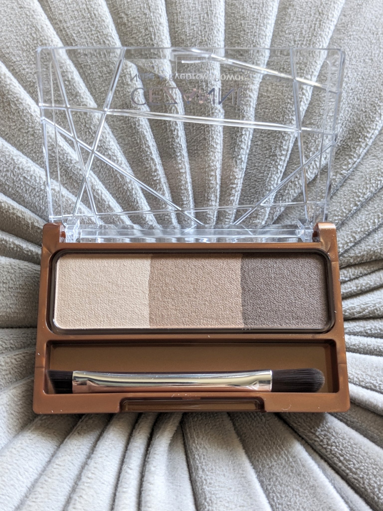 ノーズ＆アイブロウパウダー/CEZANNE/パウダーアイブロウを使ったクチコミ（1枚目）