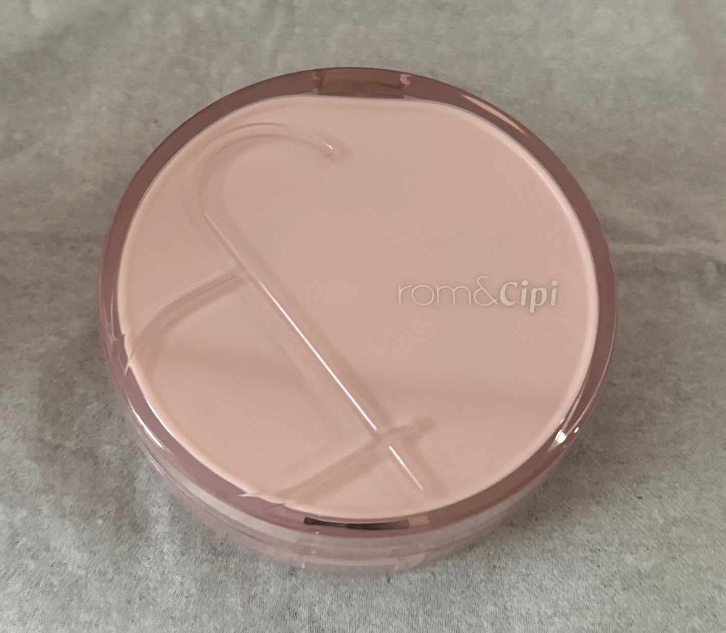 ニューマグネットパクト(ツイードエディション)/CLIO/クッションファンデーションを使ったクチコミ(1枚目)