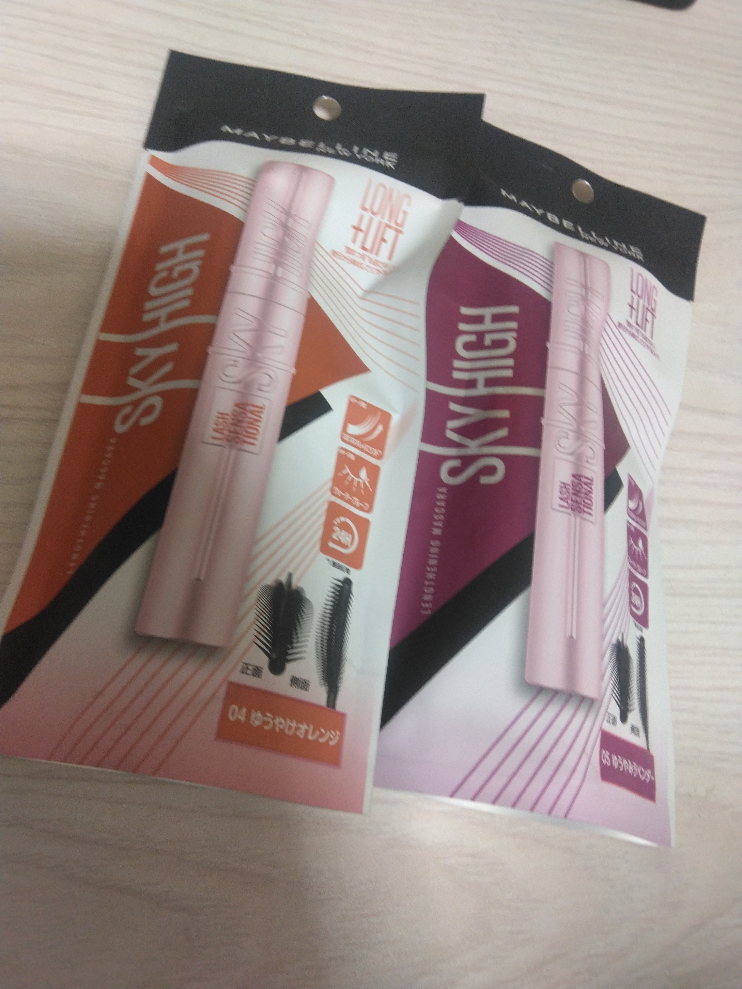 フィー クッションガラス ナチュラル/fwee/クッションファンデーションを使ったクチコミ（2枚目）