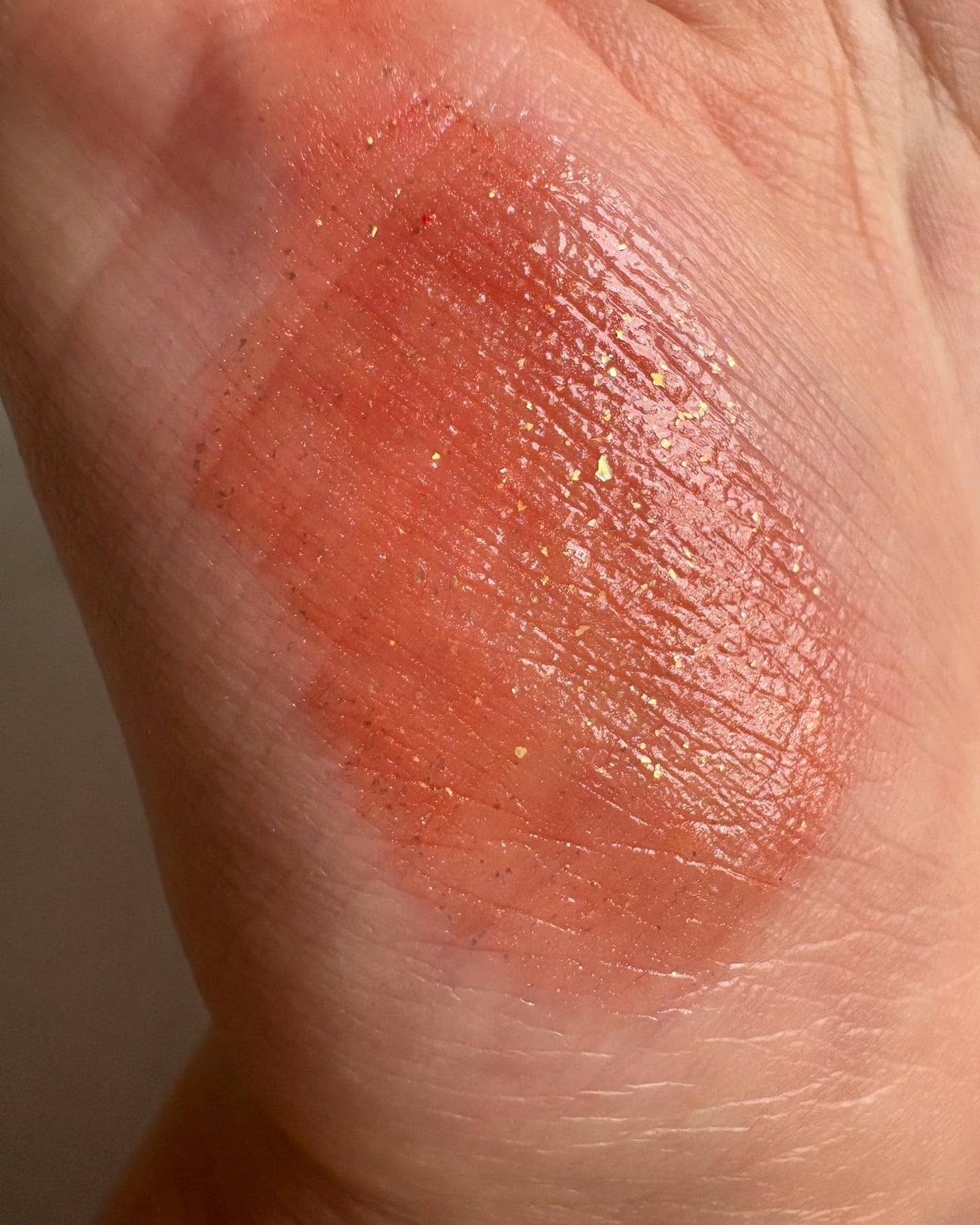 キヌケアグローアップ グリーム/shu uemura/口紅を使ったクチコミ(2枚目)