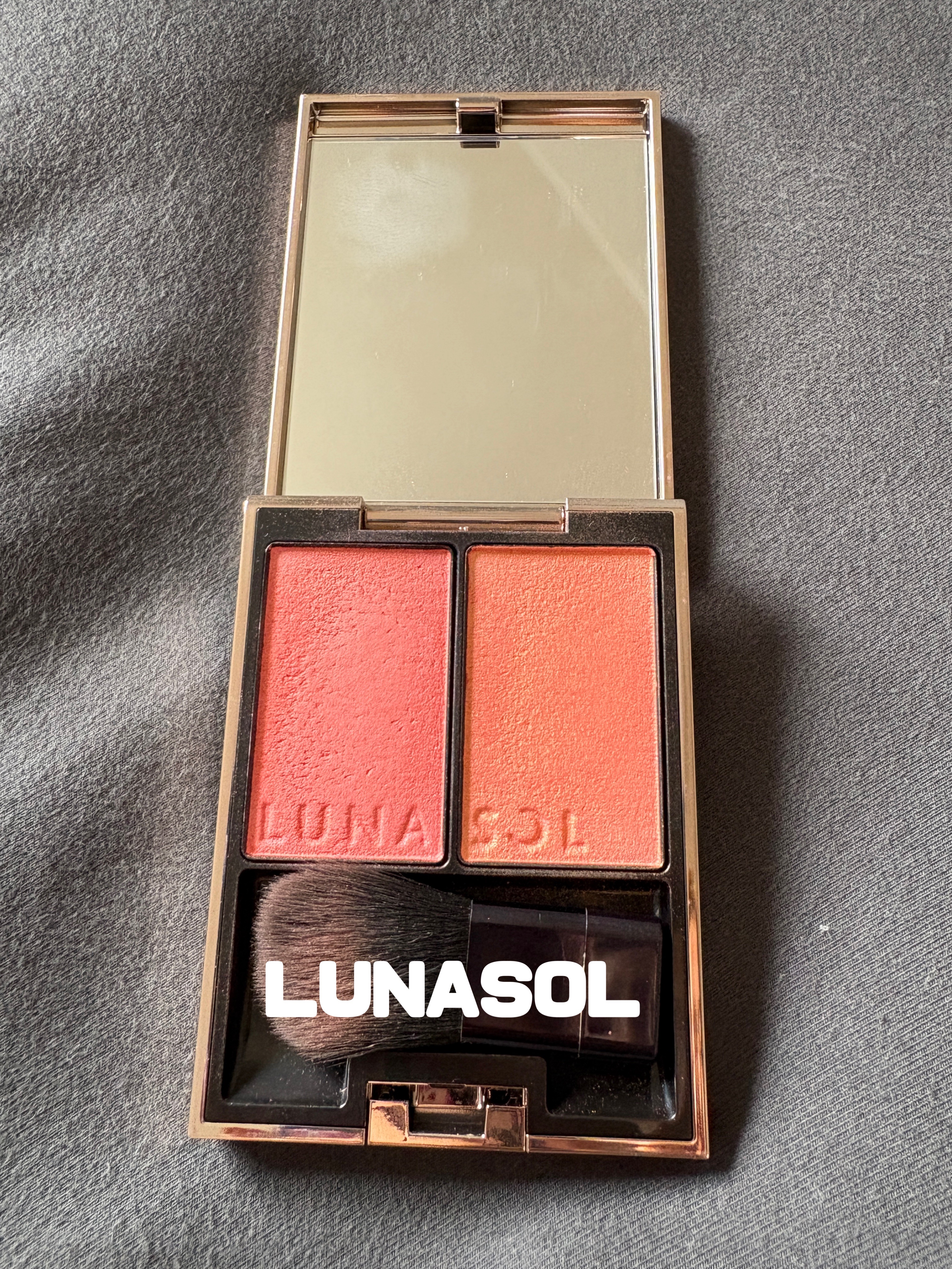 カラーリンググレイズ/LUNASOL/パウダーチークを使ったクチコミ（1枚目）