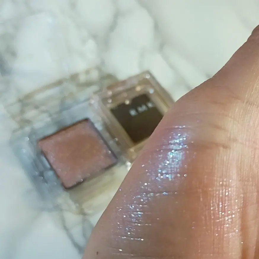 RMK インフィニシェイド シングル アイシャドウ/RMK/単色アイシャドウを使ったクチコミ（3枚目）