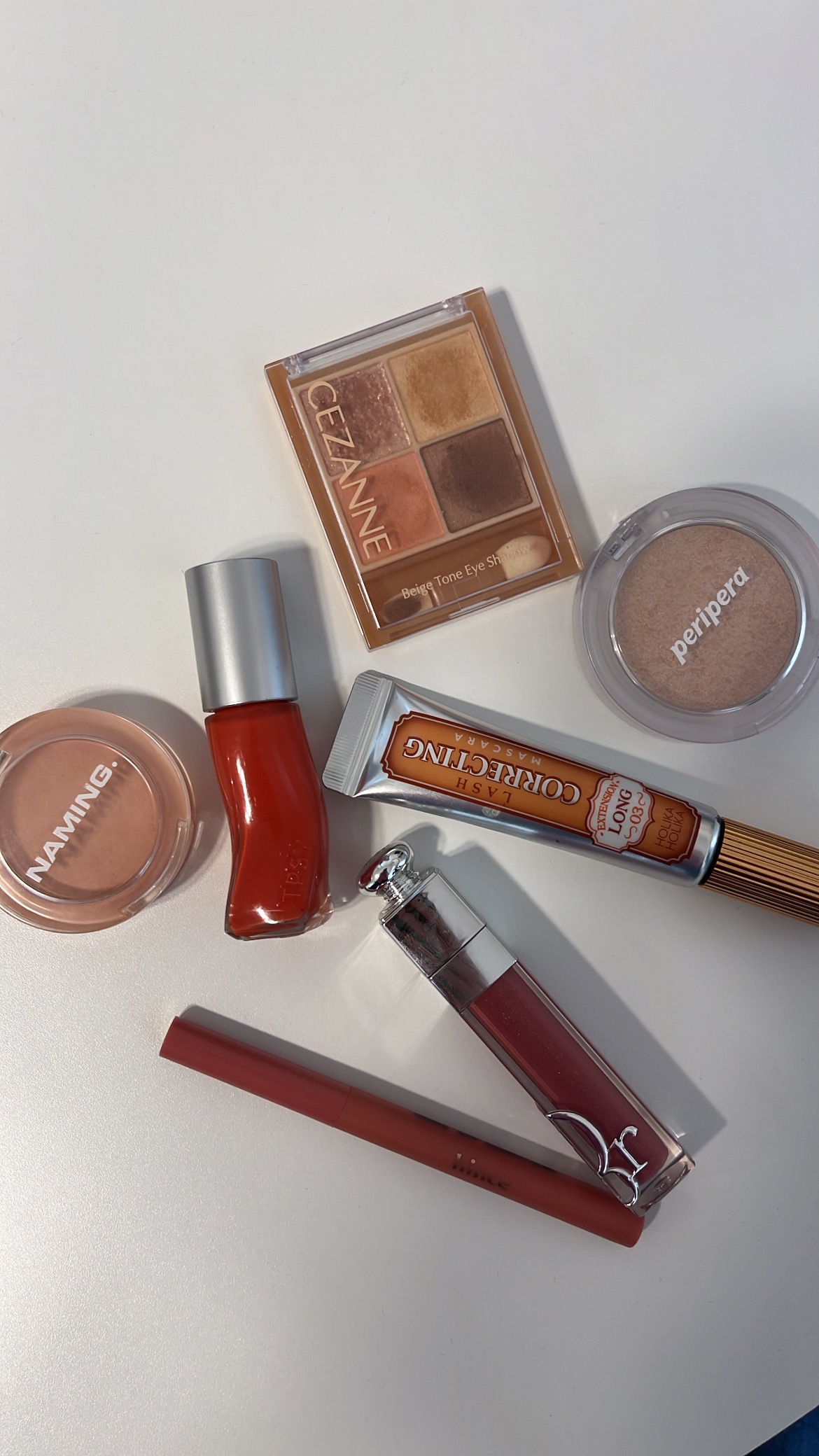 ベージュトーンアイシャドウ/CEZANNE/アイシャドウパレットを使ったクチコミ（1枚目）