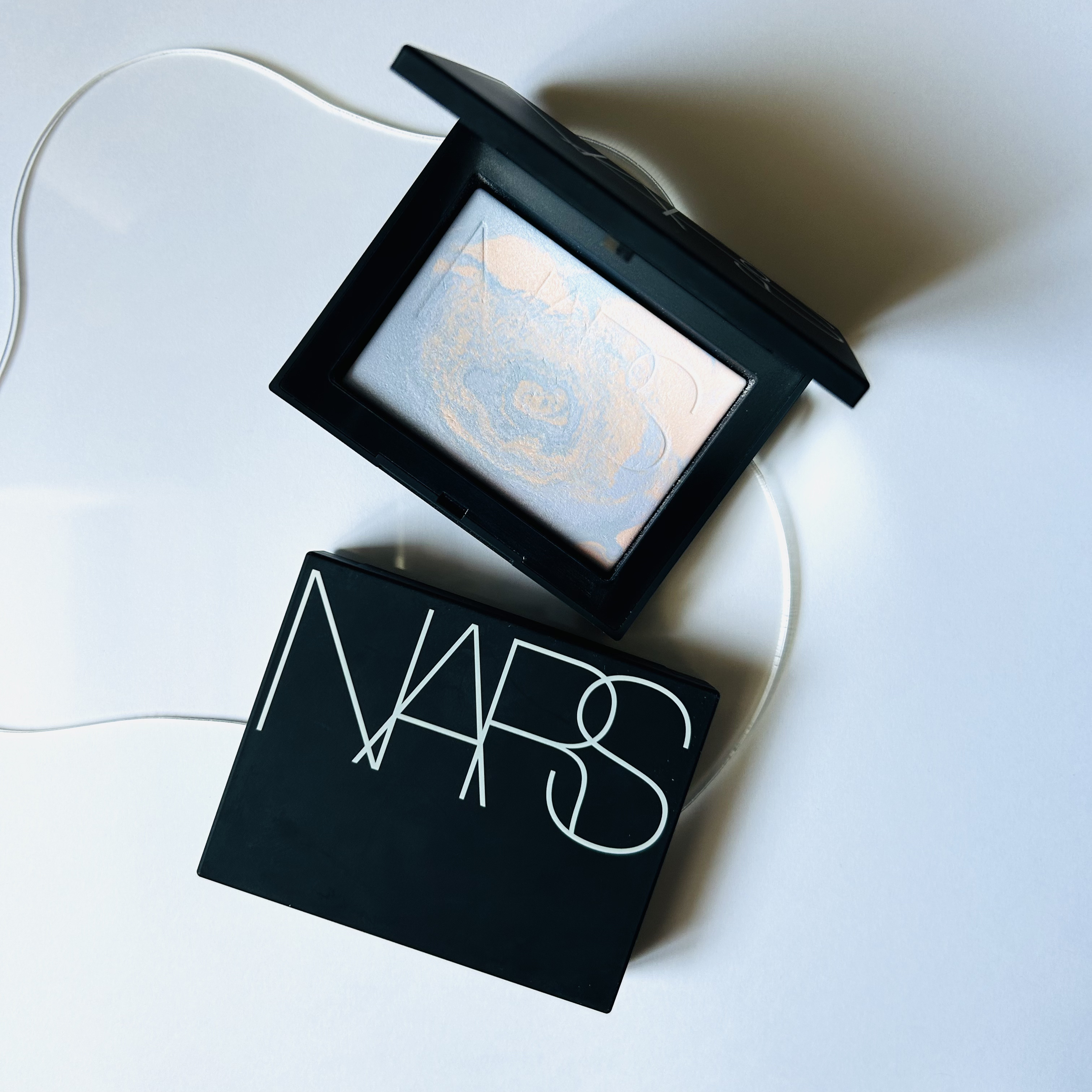 ライトリフレクティング プリズマティックパウダー/NARS/プレストパウダーを使ったクチコミ（1枚目）