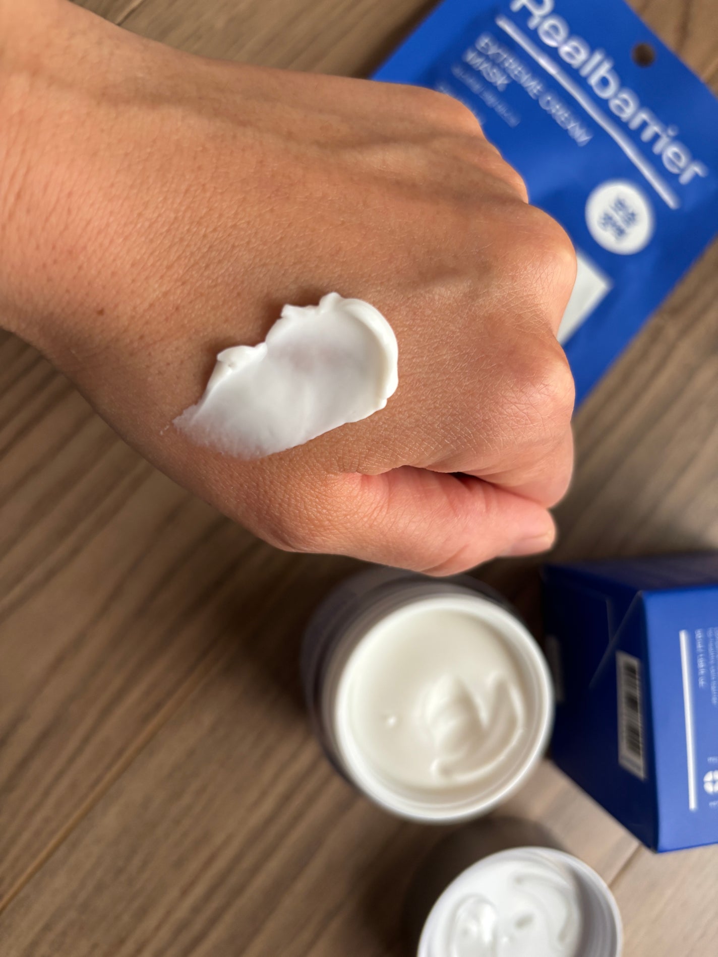 リアルバリア エクストリームクリーム オリジナル/Real Barrier/フェイスクリームを使ったクチコミ(3枚目)