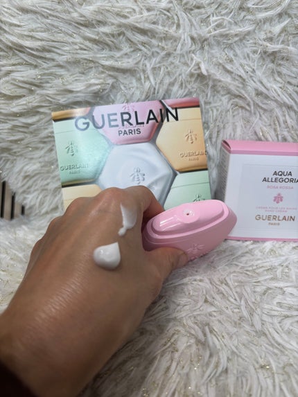 アクア アレゴリア ハンドクリーム ローザ ロッサ/GUERLAIN/ハンドクリームを使ったクチコミ(4枚目)