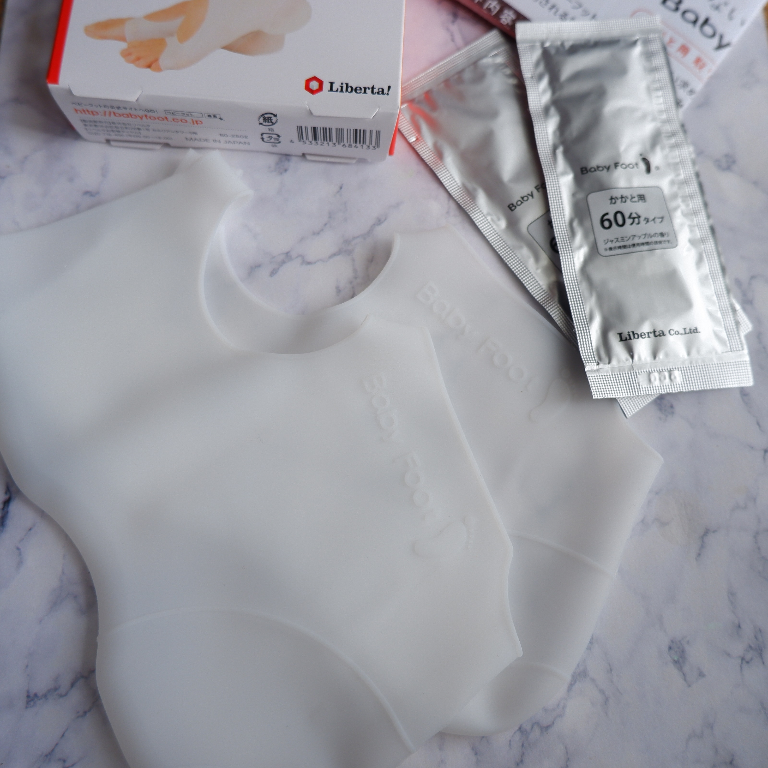 ベビーフット かかと用/ベビーフット/レッグ・フットケアを使ったクチコミ（2枚目）