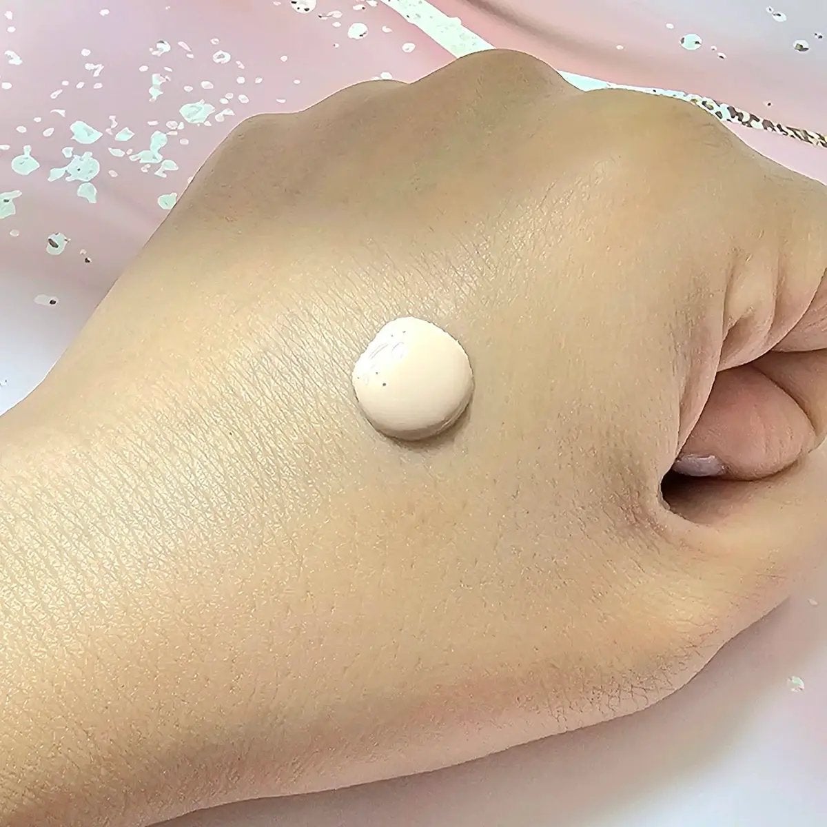 白鳥まりあ🍞Mahaluto Hallelujah💎 on LIPS 「マキアージュ様からエッセンスリキッドEXを頂きました😘美容液に..」(2枚目)