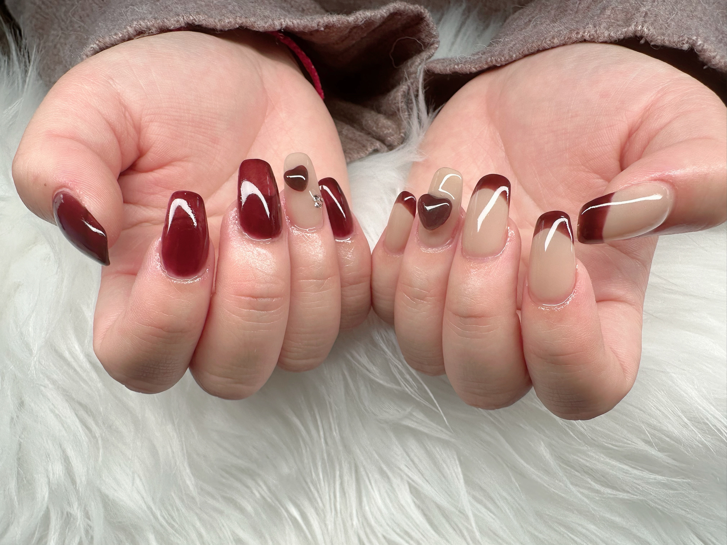 #ジェルネイル,#ボルドーネイル,#フレンチネイル,#ハートネイル,#フルチップネイルのネイルデザイン