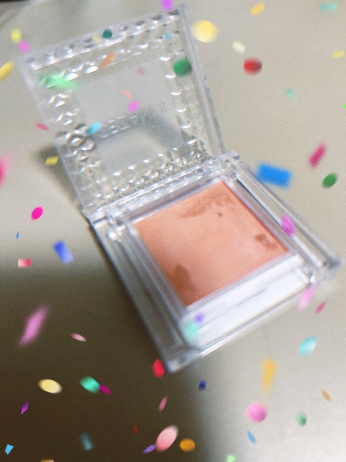 シングルカラーアイシャドウ/CEZANNE/単色アイシャドウを使ったクチコミ(1枚目)