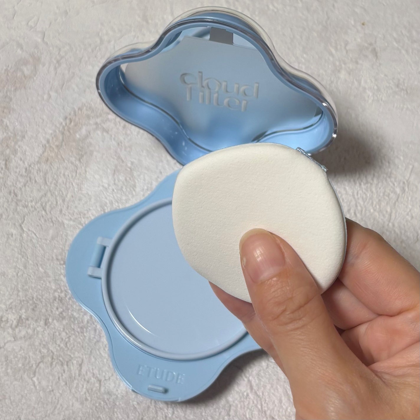 クラウドフィルタークッション/ETUDE/クッションファンデーションを使ったクチコミ(4枚目)
