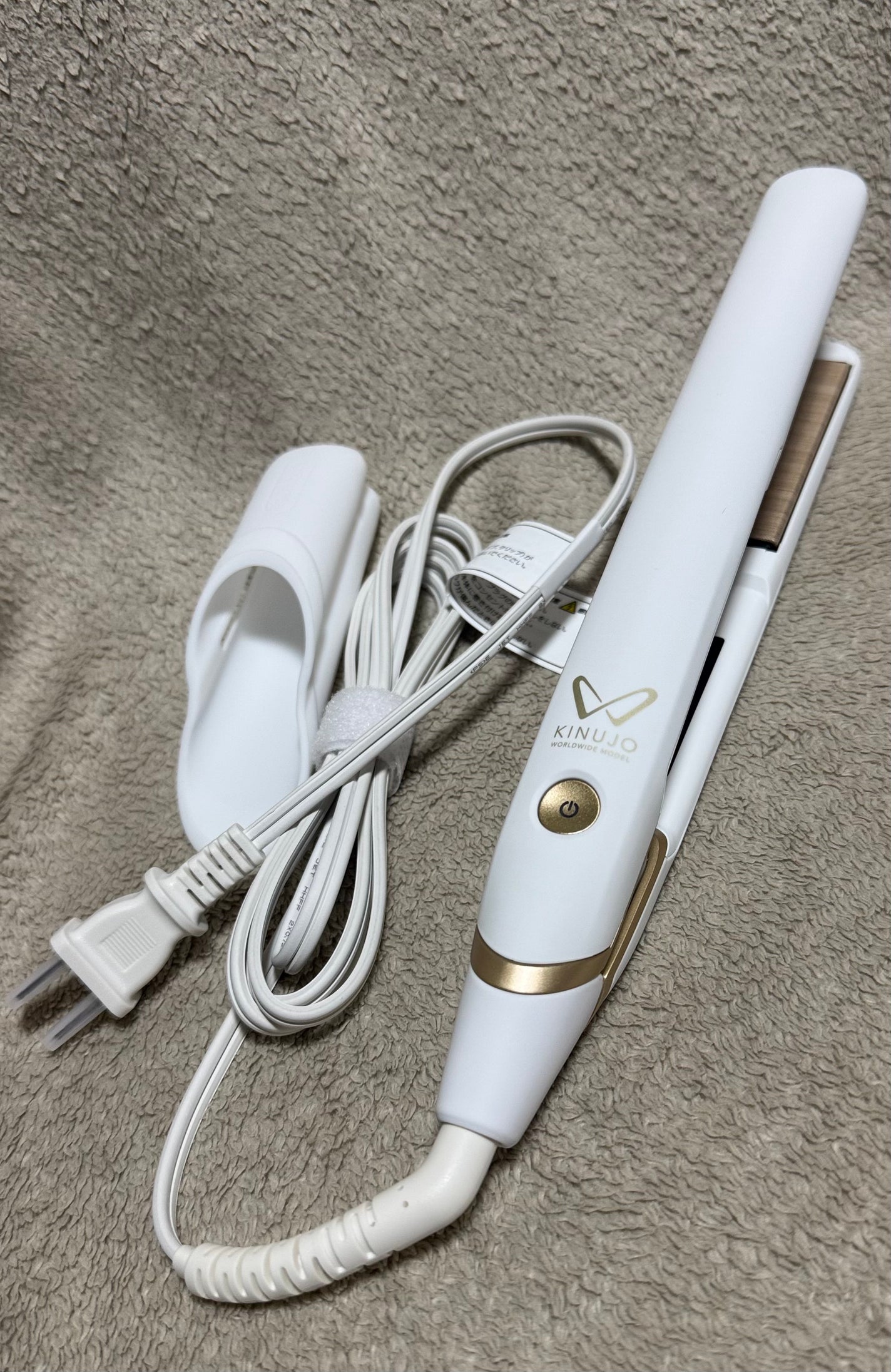 KINUJO W -Worldwide model-/KINUJO/ストレートアイロンを使ったクチコミ(2枚目)