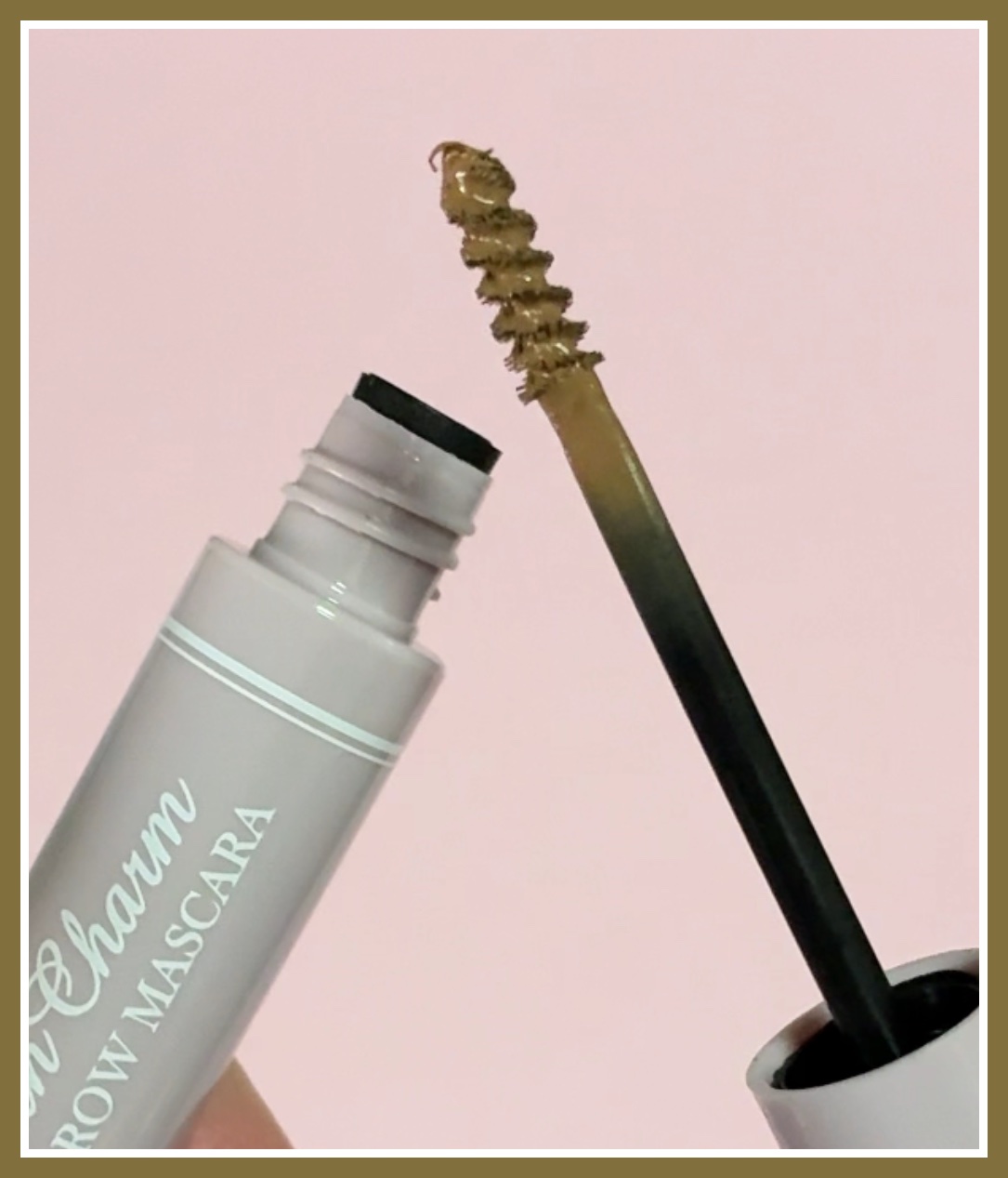 &.Wチャーム　アイブロウマスカラ/DAISO/眉マスカラを使ったクチコミ（2枚目）