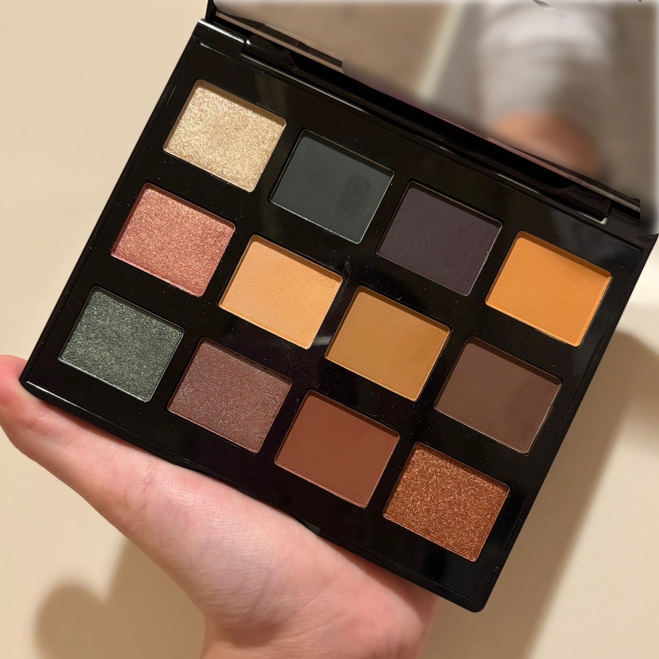 Robin on LIPS 「NYXProfessionalMakeupマシニスト アイシャ..」(2枚目)