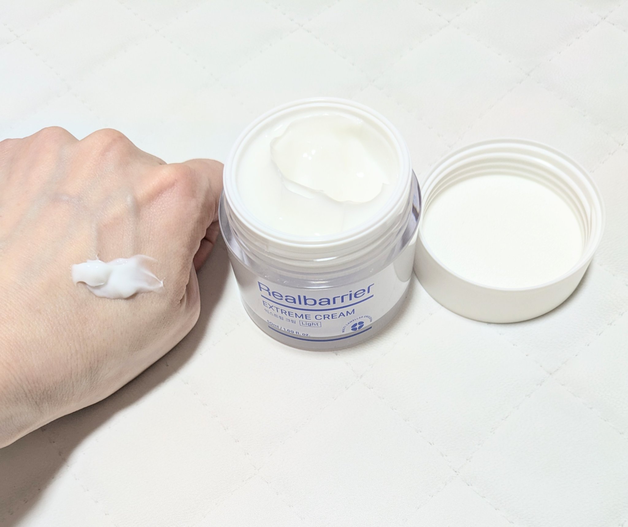 リアルバリア エクストリームクリーム ライト/Real Barrier/フェイスクリームを使ったクチコミ（3枚目）