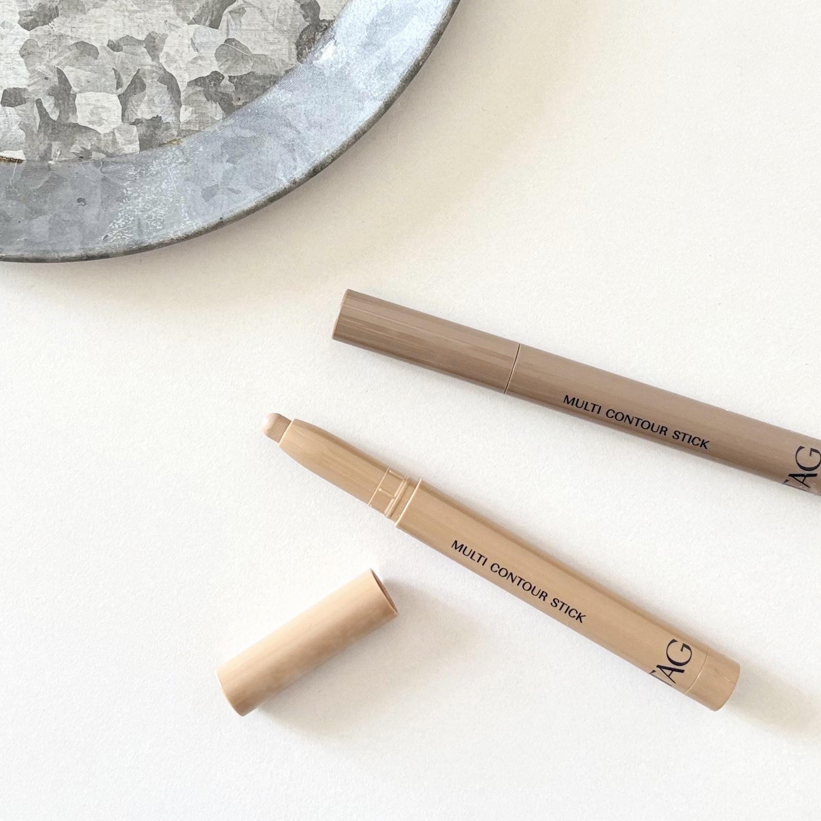 マルチコントゥアスティック/TAG/シェーディングを使ったクチコミ（1枚目）