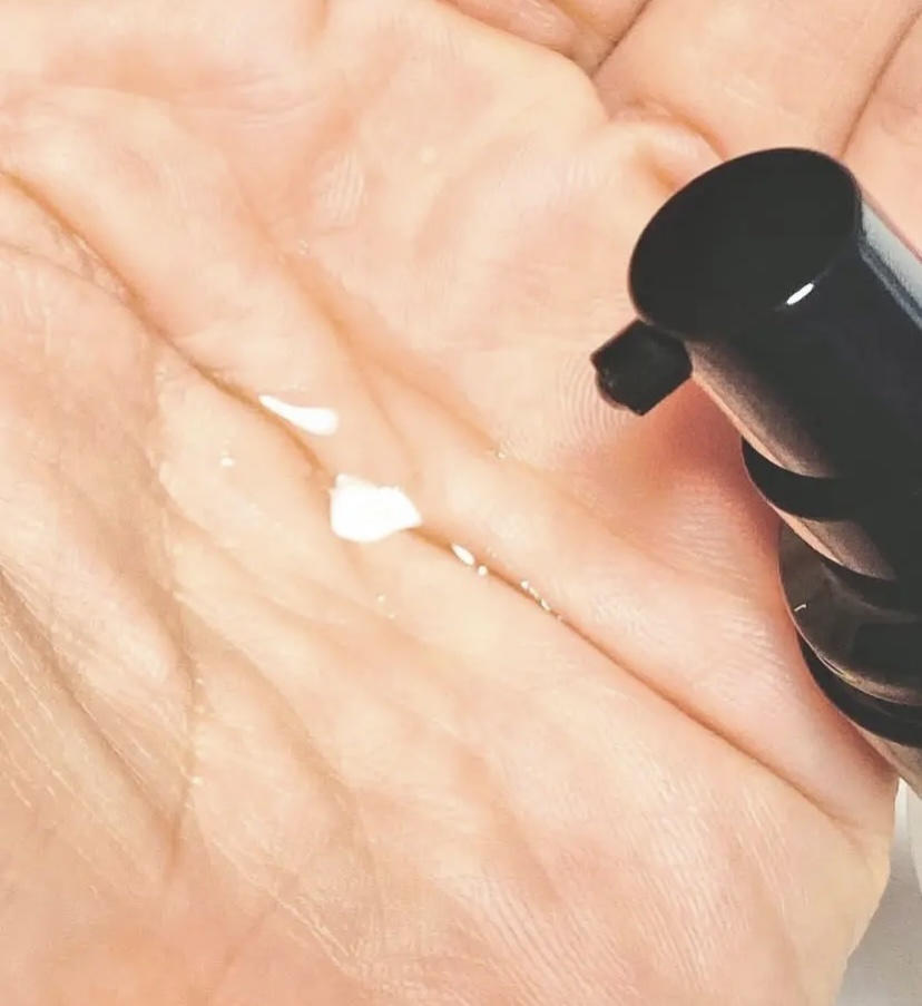 iroha INTIMATE CARE イロハ トリートメントローションのクチコミ「①iroha TREATMENT LOTION
②iroha WHITE MILK 


こち.....」（3枚目）