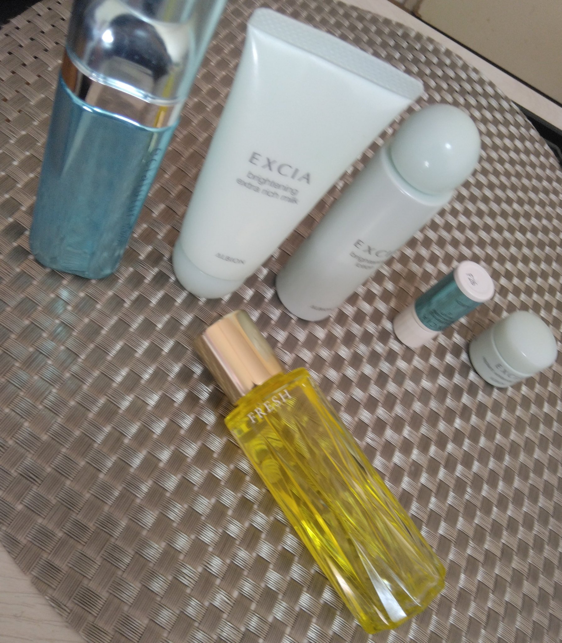 アルビオン エクラフチュール t 30ml/ALBION/美容液を使ったクチコミ（1枚目）