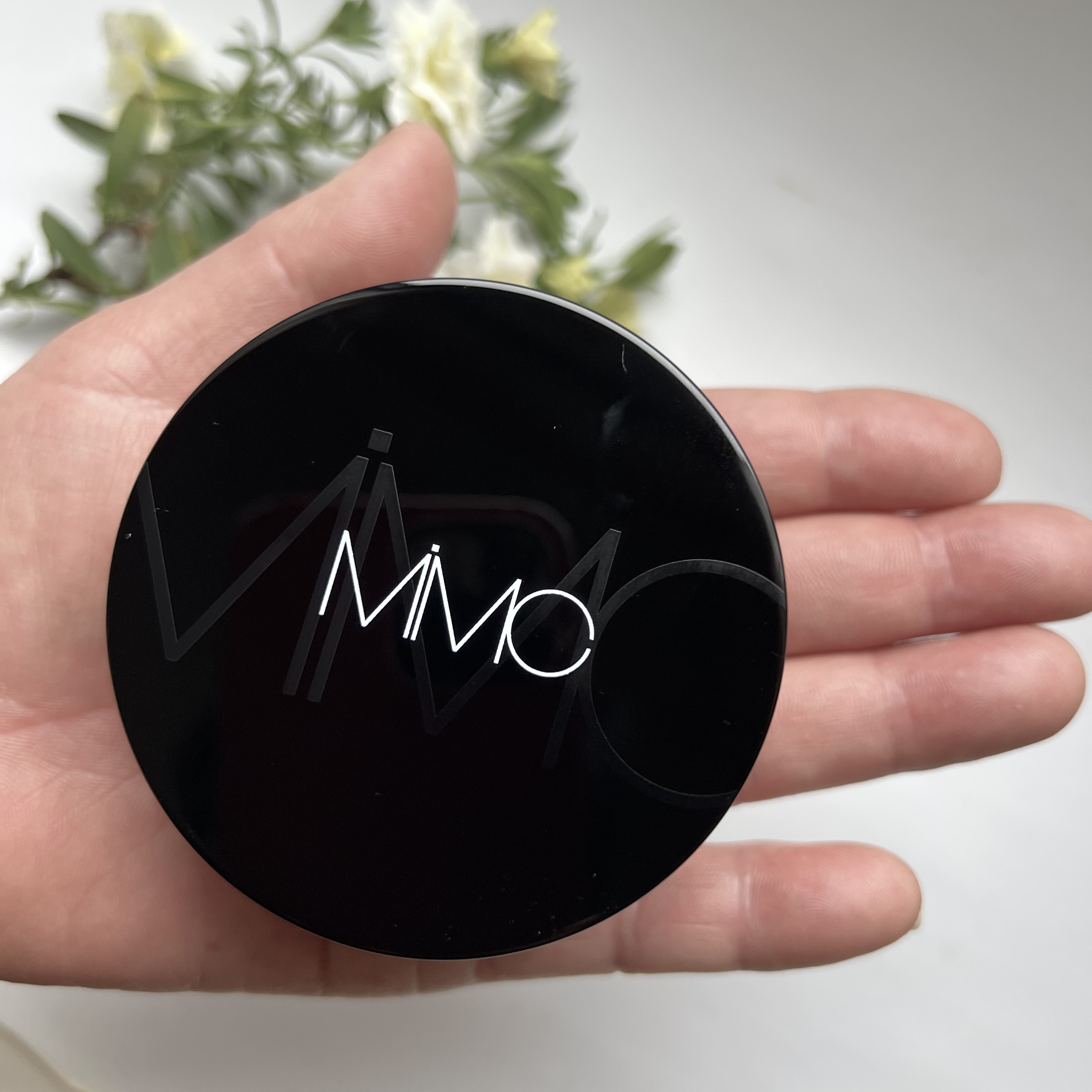 ミネラルリキッドリー ファンデーション SPF22 PA++/MiMC/リキッドファンデーションを使ったクチコミ（3枚目）