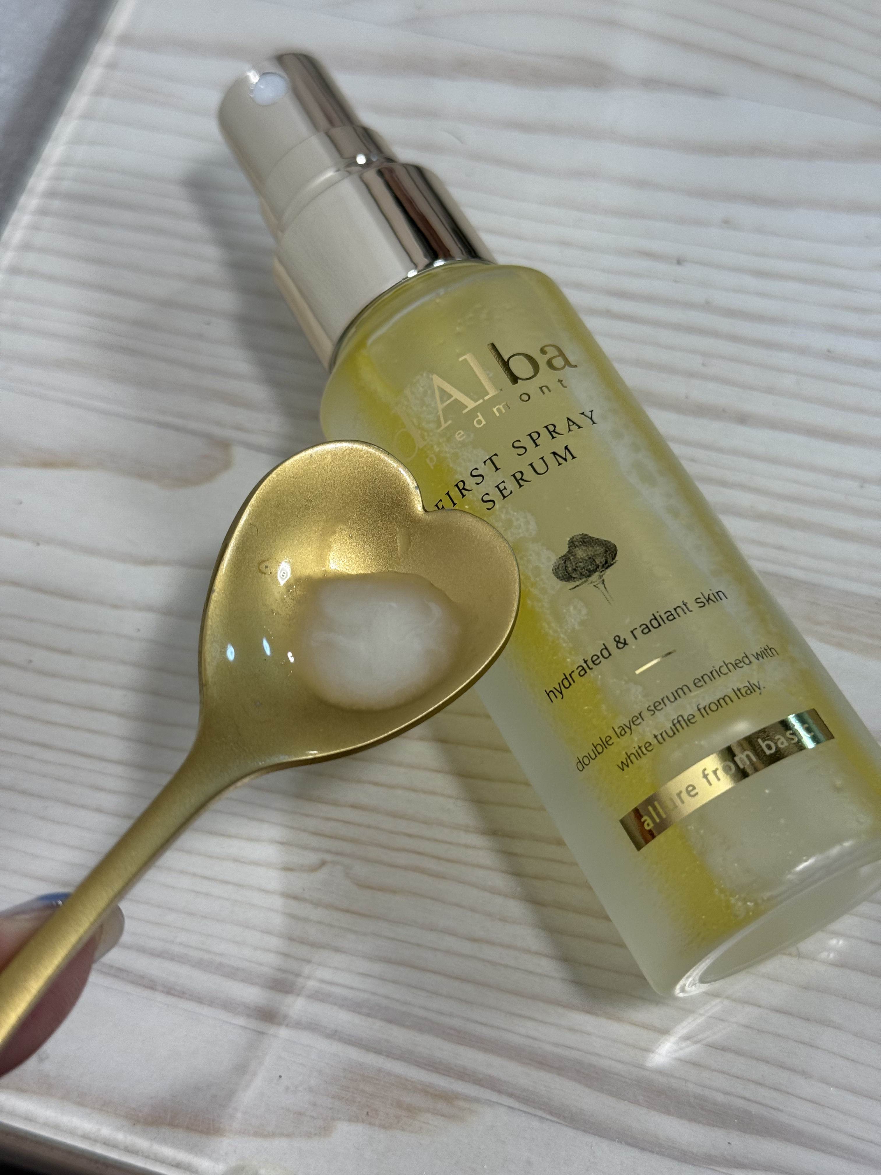 ダルバ ホワイトトリュフファーストスプレーセラム/ダルバ/ミスト状化粧水を使ったクチコミ（2枚目）