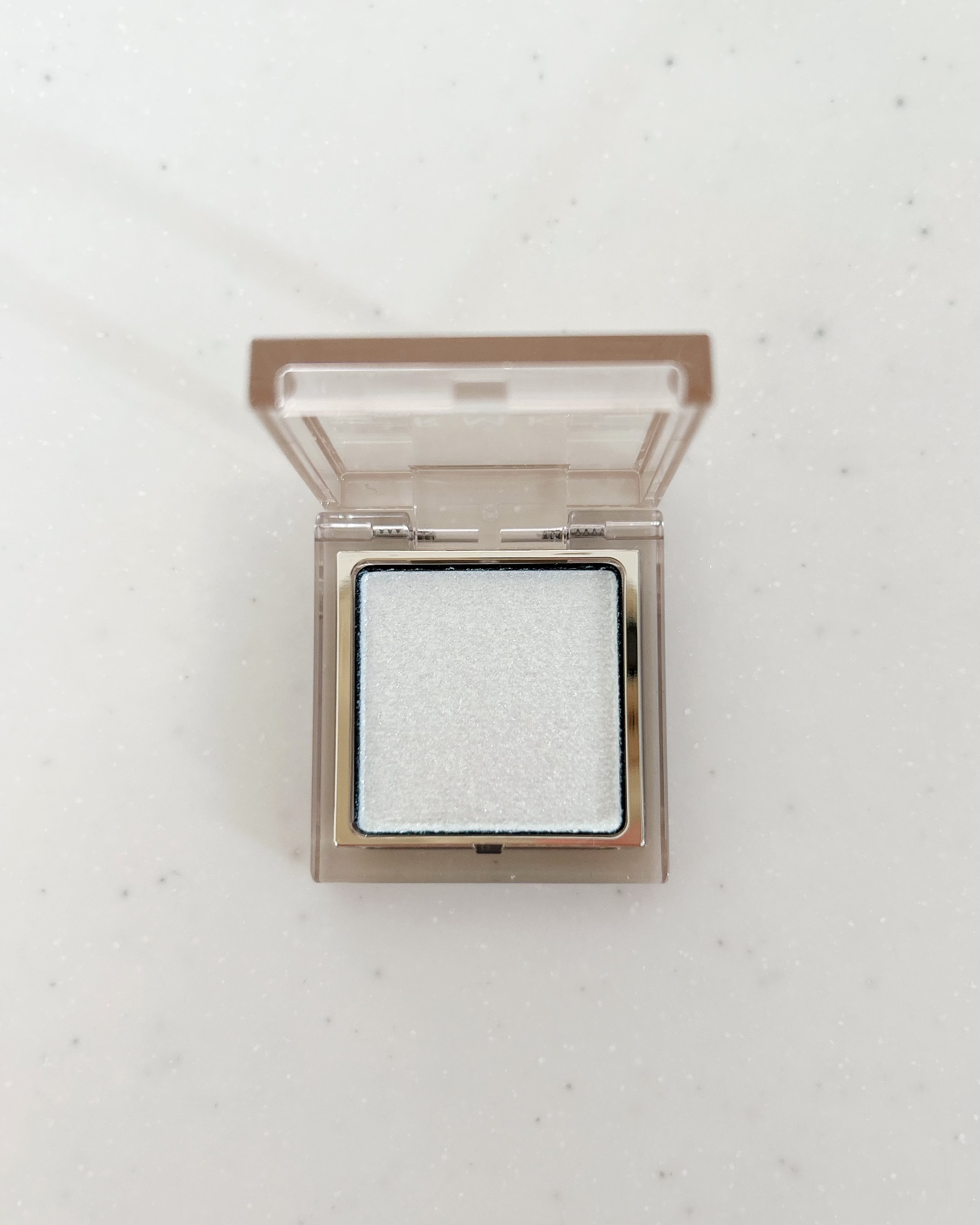 RMK インフィニシェイド シングル アイシャドウ/RMK/単色アイシャドウを使ったクチコミ（2枚目）