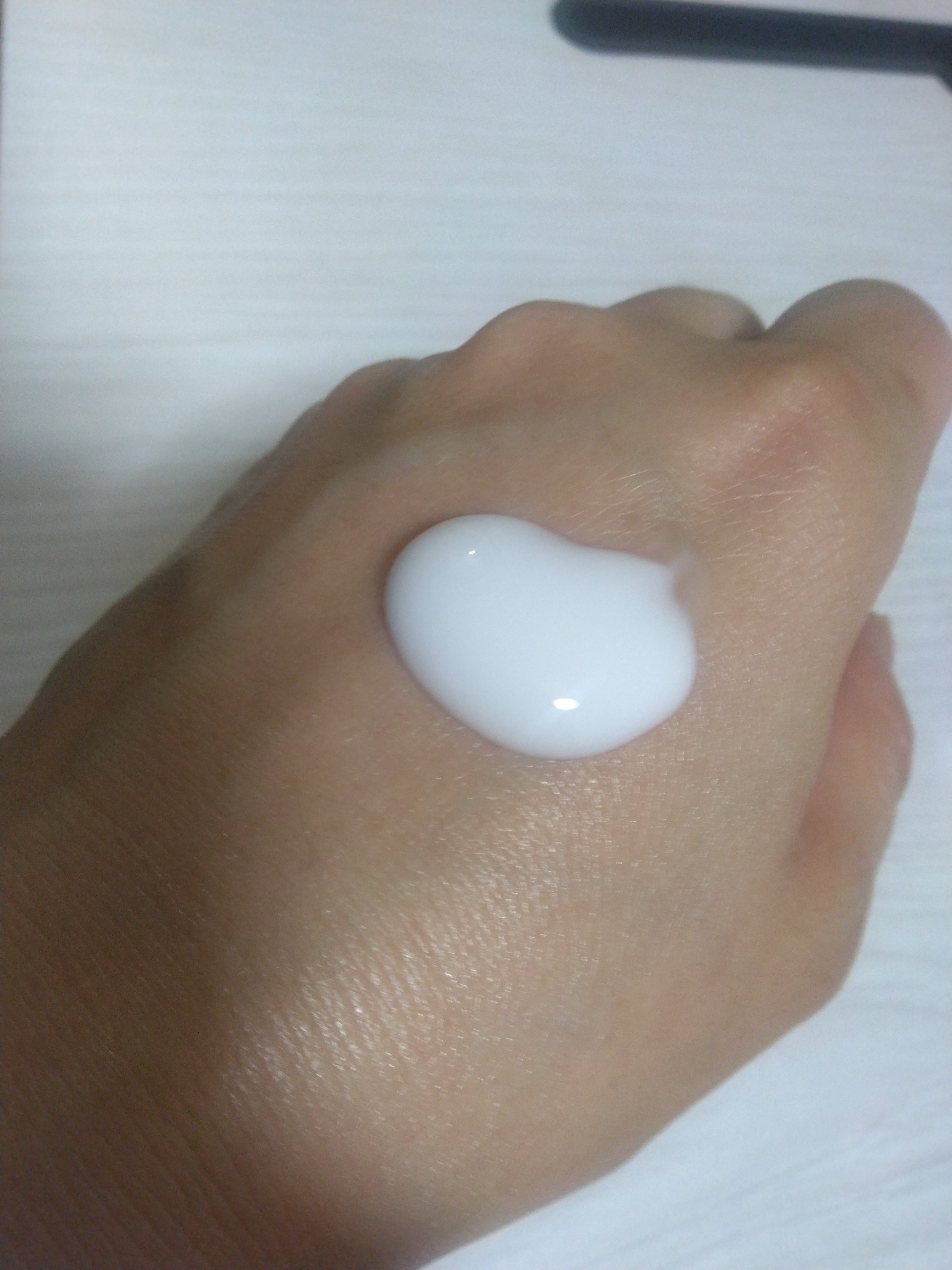 アンフィネス ブライトニング コンセントレート ミルク/ALBION/乳液を使ったクチコミ（2枚目）