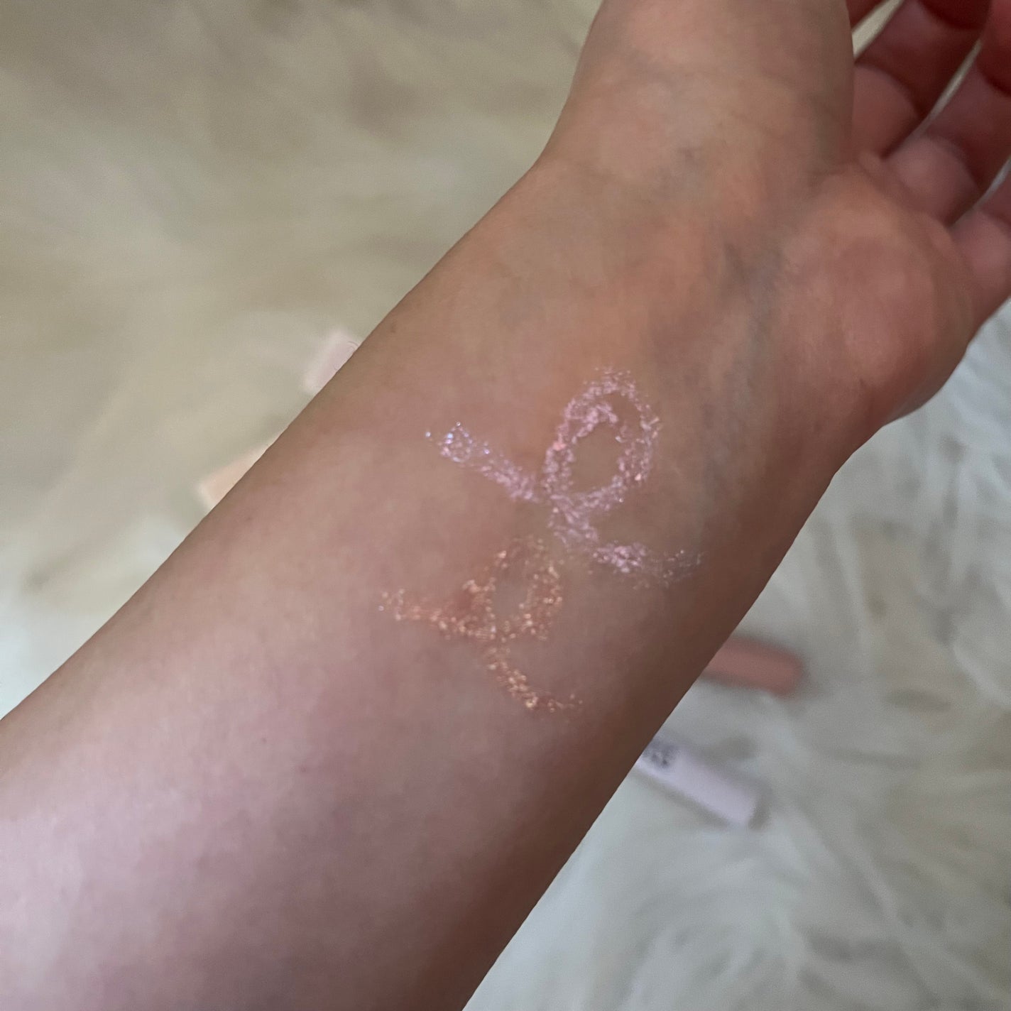 アートクラス アイグリッツ/too cool for school/スティックアイシャドウを使ったクチコミ(2枚目)