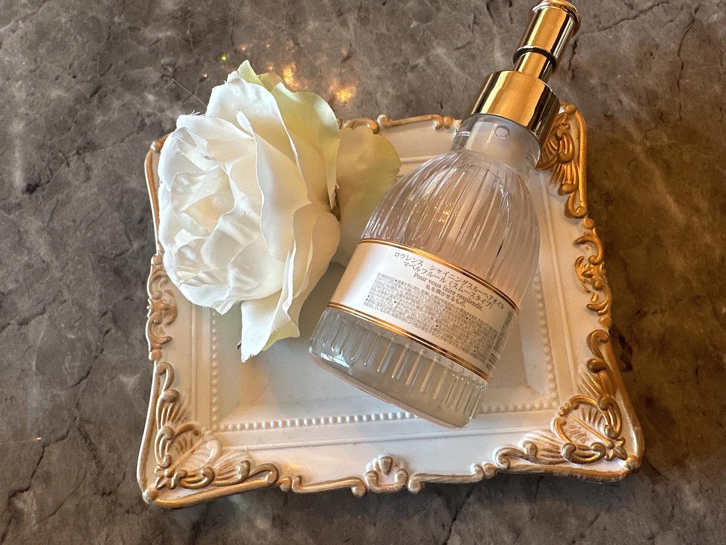 シャイニングスルーヘアオイル マベルフルール/ロウレンス /ヘアオイルを使ったクチコミ（2枚目）