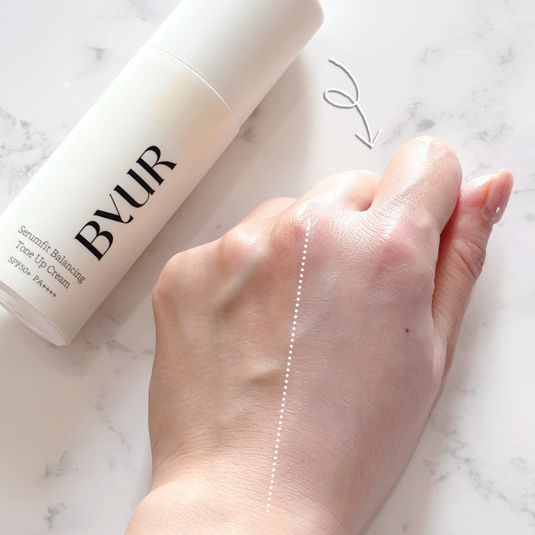 セラムフィット バランシング トーンアップクリーム/ByUR/化粧下地を使ったクチコミ（3枚目）