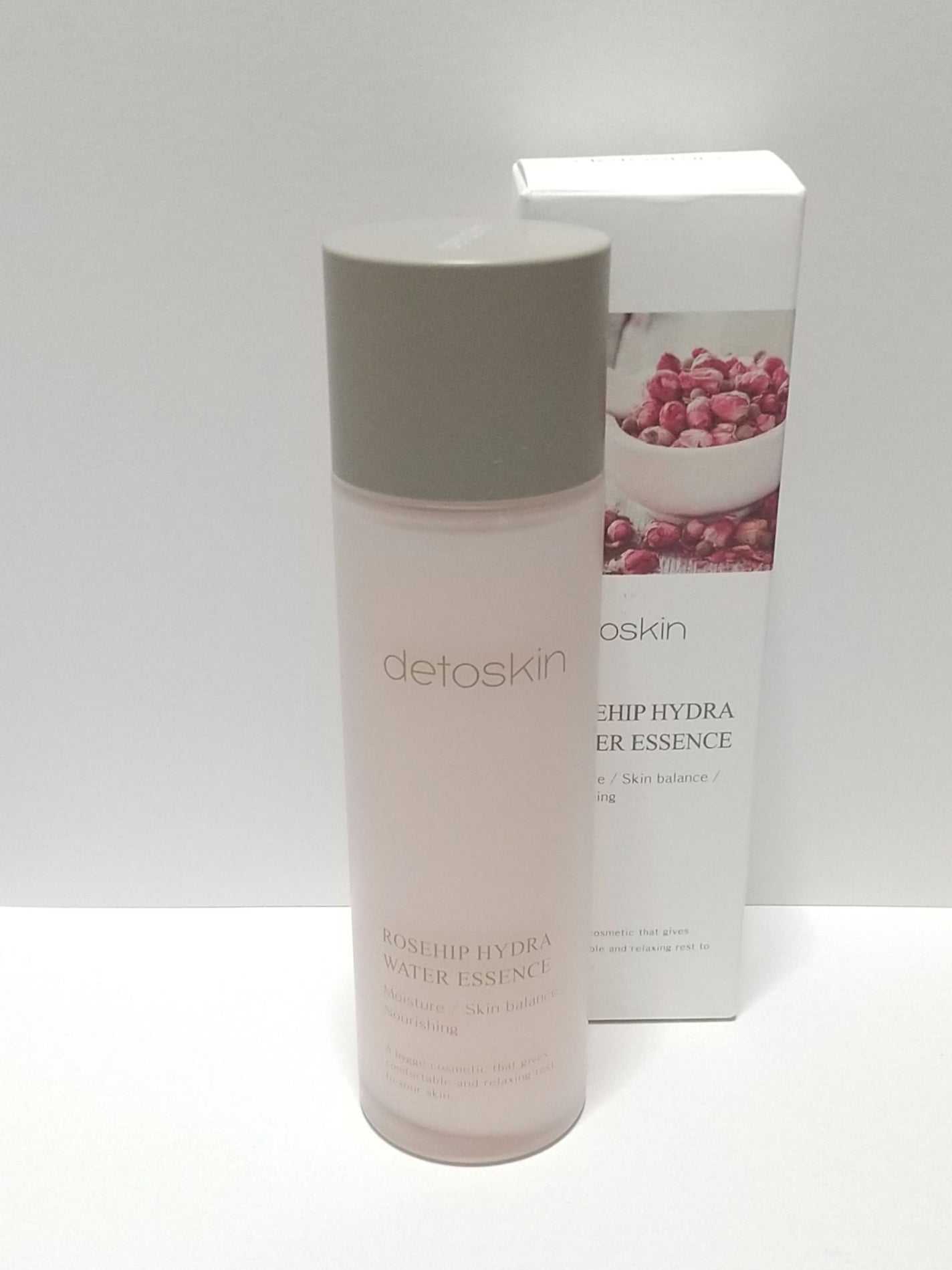 ROSEHIP HYDRA WATER ESSENCE/DETOSKIN/化粧水を使ったクチコミ(1枚目)
