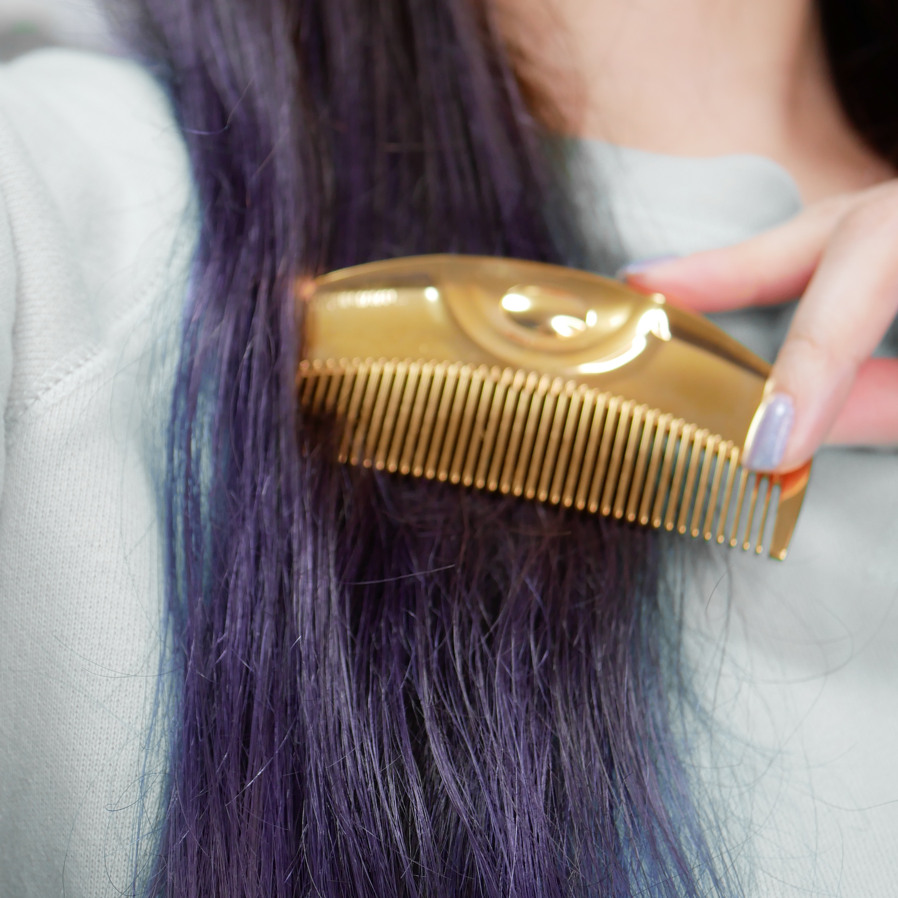 (R)K24GPツキ ゴールド/LOVECHROME/ヘアコームを使ったクチコミ（2枚目）