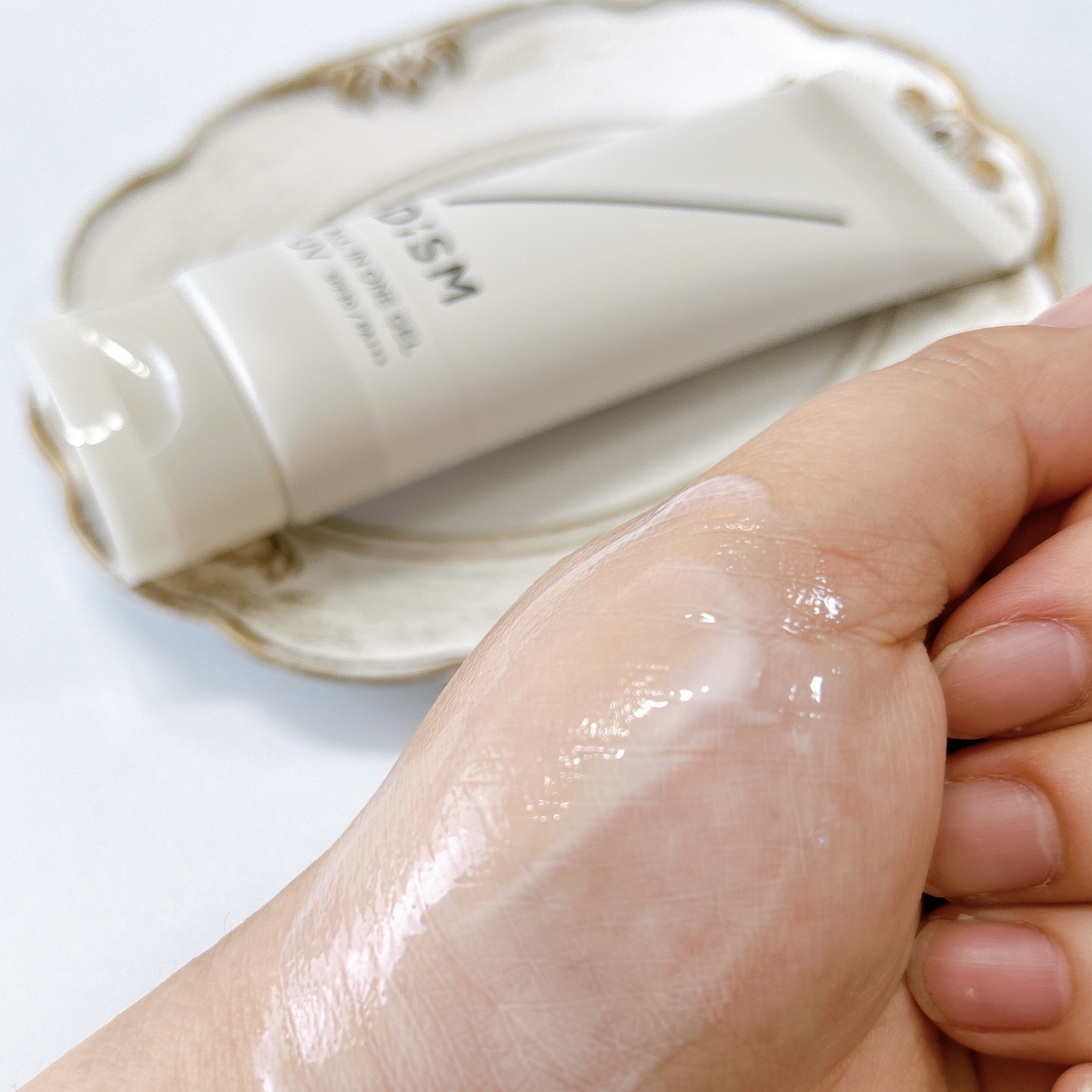 ディズム オールインワンジェル UV/DISM/日焼け止めジェルを使ったクチコミ（3枚目）