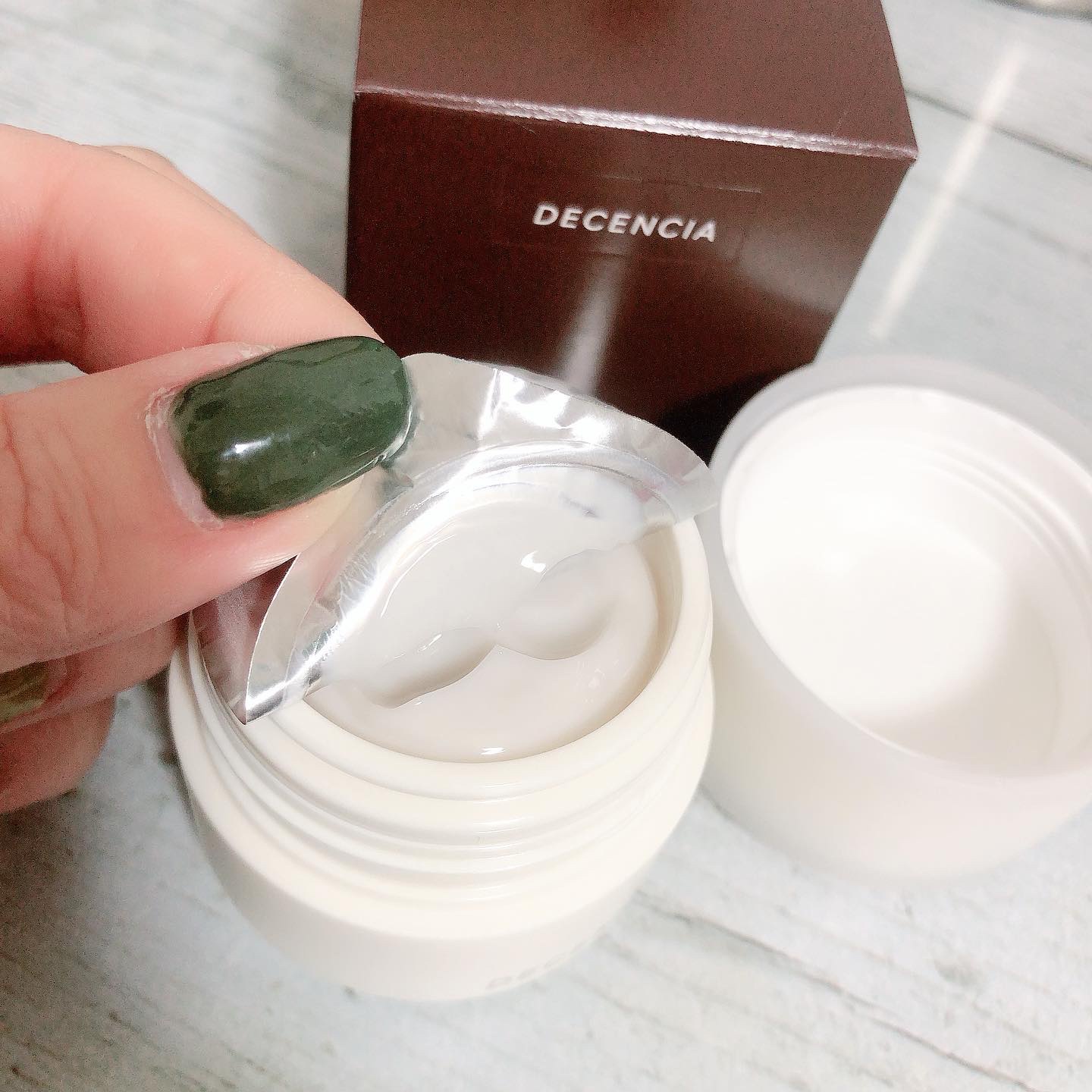 ディセンシア クリーム/DECENCIA/フェイスクリームを使ったクチコミ（2枚目）