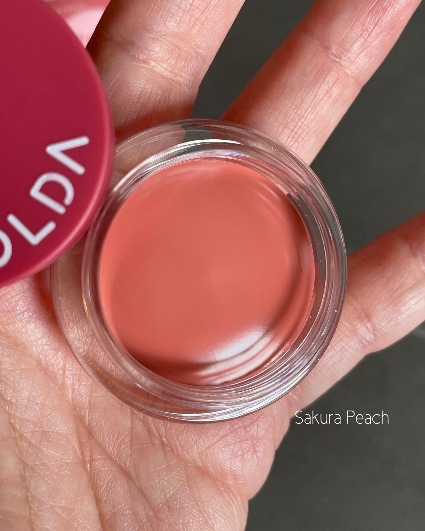 ena on LIPS 「◁他の韓国コスメ情報はMOOLDAのMOISTUREVEILM..」(3枚目)