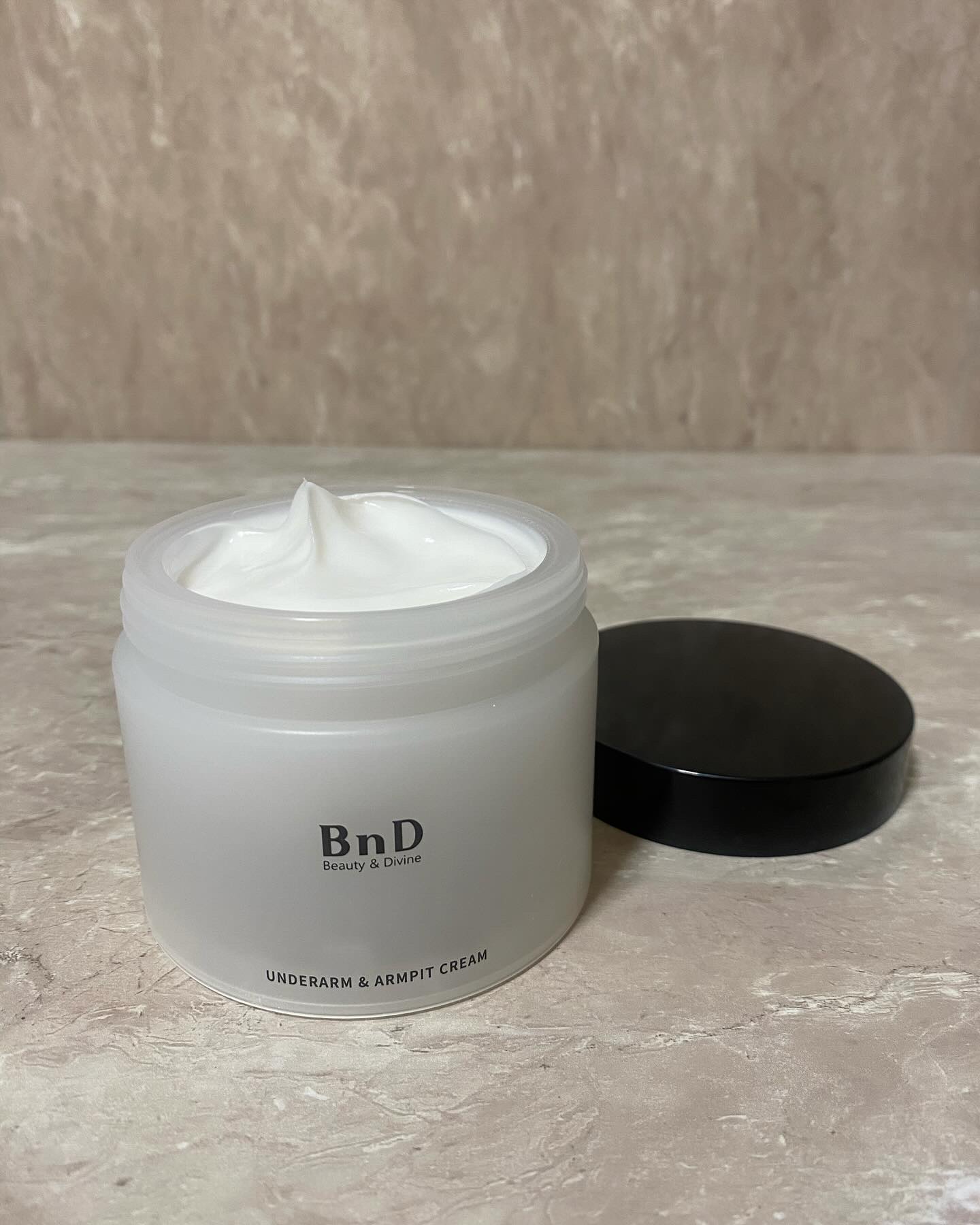 BnDアンダーアームクリーム(ボディクリーム)/BnD/デリケートゾーンケアを使ったクチコミ（2枚目）