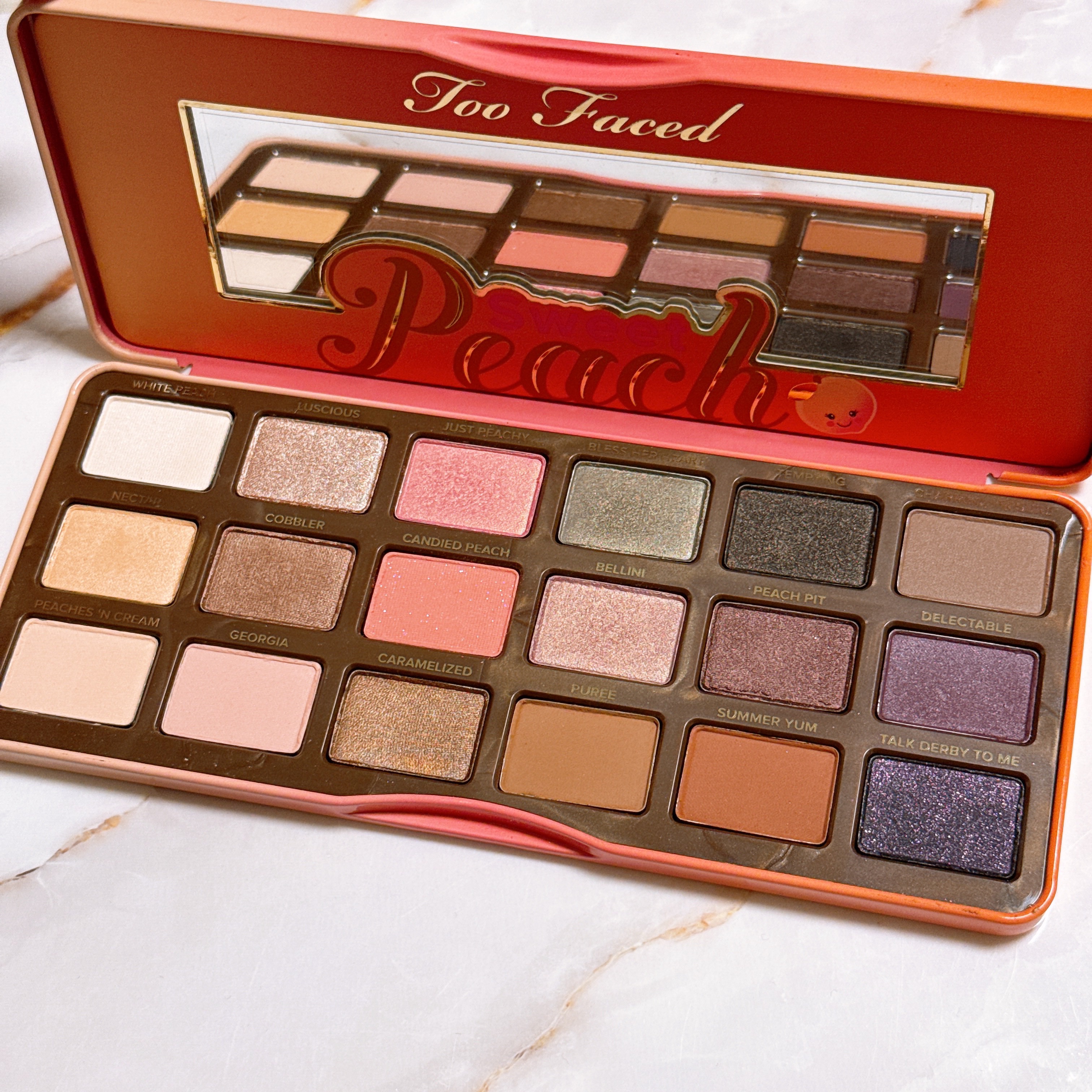 スイートピーチ アイシャドウ パレット/Too Faced/アイシャドウパレットを使ったクチコミ（3枚目）