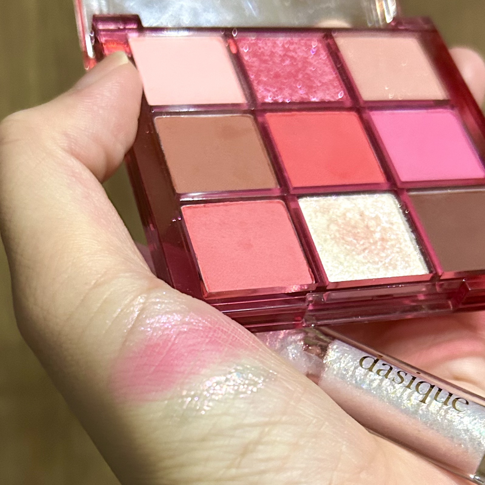 スターリットジュエルリキッドグリッター/dasique/グリッターを使ったクチコミ（2枚目）