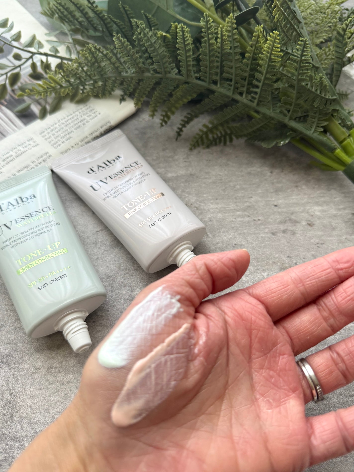 ウォータフルトーンアップサンクリーム/ダルバ/日焼け止めクリームを使ったクチコミ(3枚目)