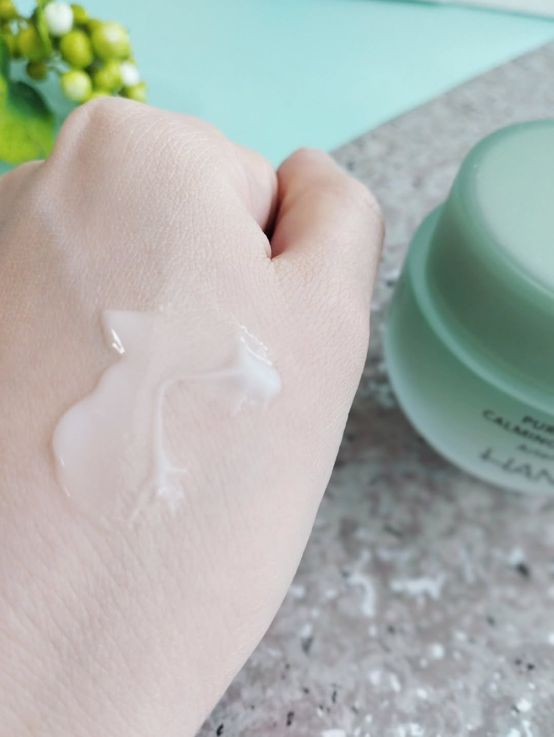 ピュアアルテミシア カーミングウォータークリーム/HANYUL(ハンユル)/フェイスクリームを使ったクチコミ（3枚目）