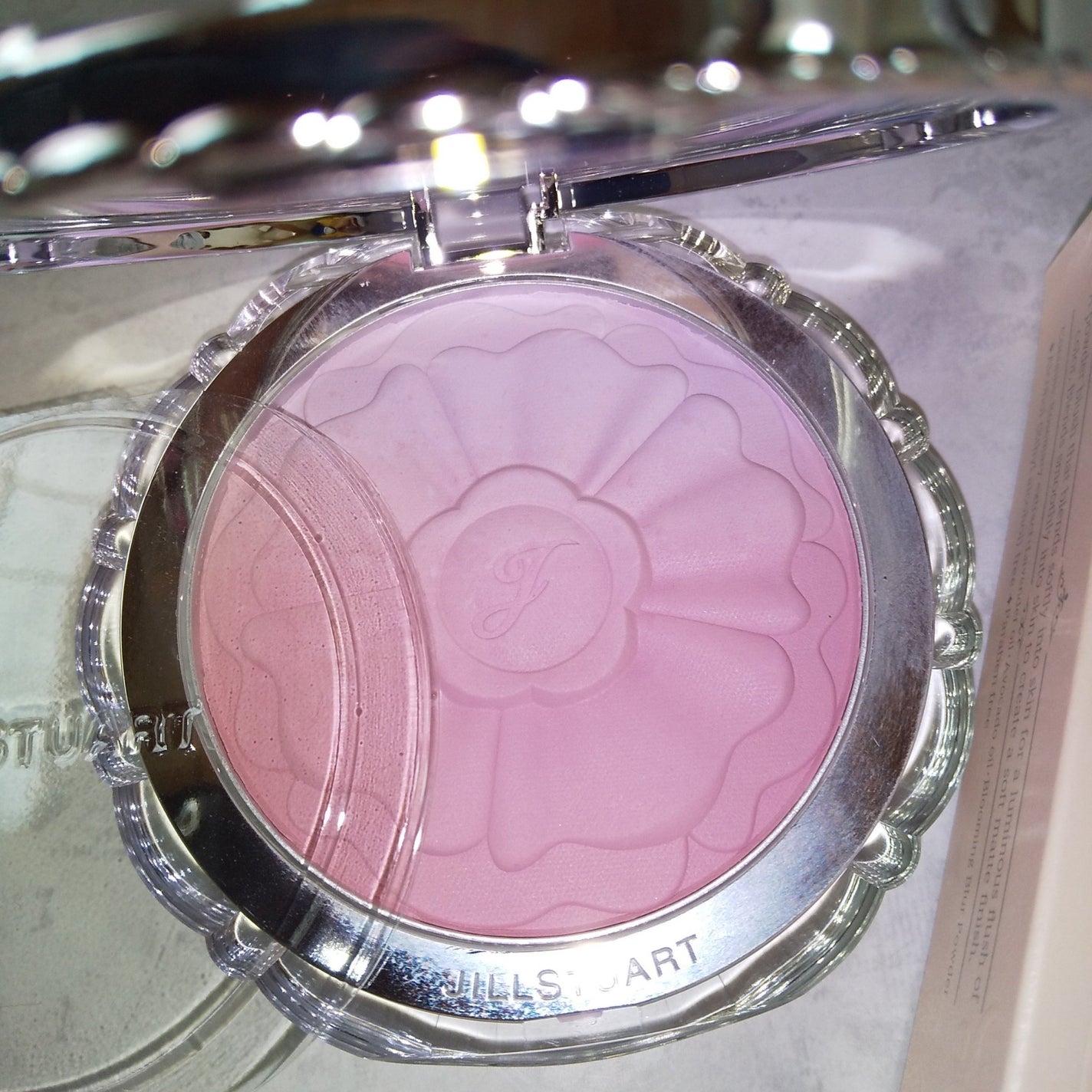 ジルスチュアート パステルペタル ブラッシュ/JILL STUART/パウダーチークを使ったクチコミ(3枚目)