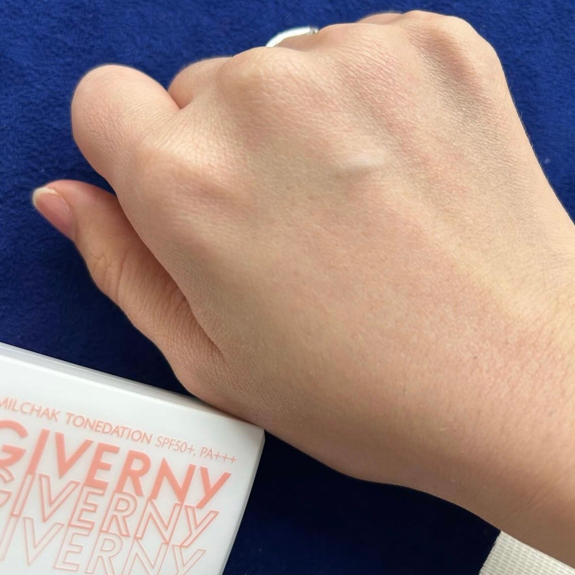 密着トーンデーション/GIVERNY/化粧下地を使ったクチコミ(2枚目)
