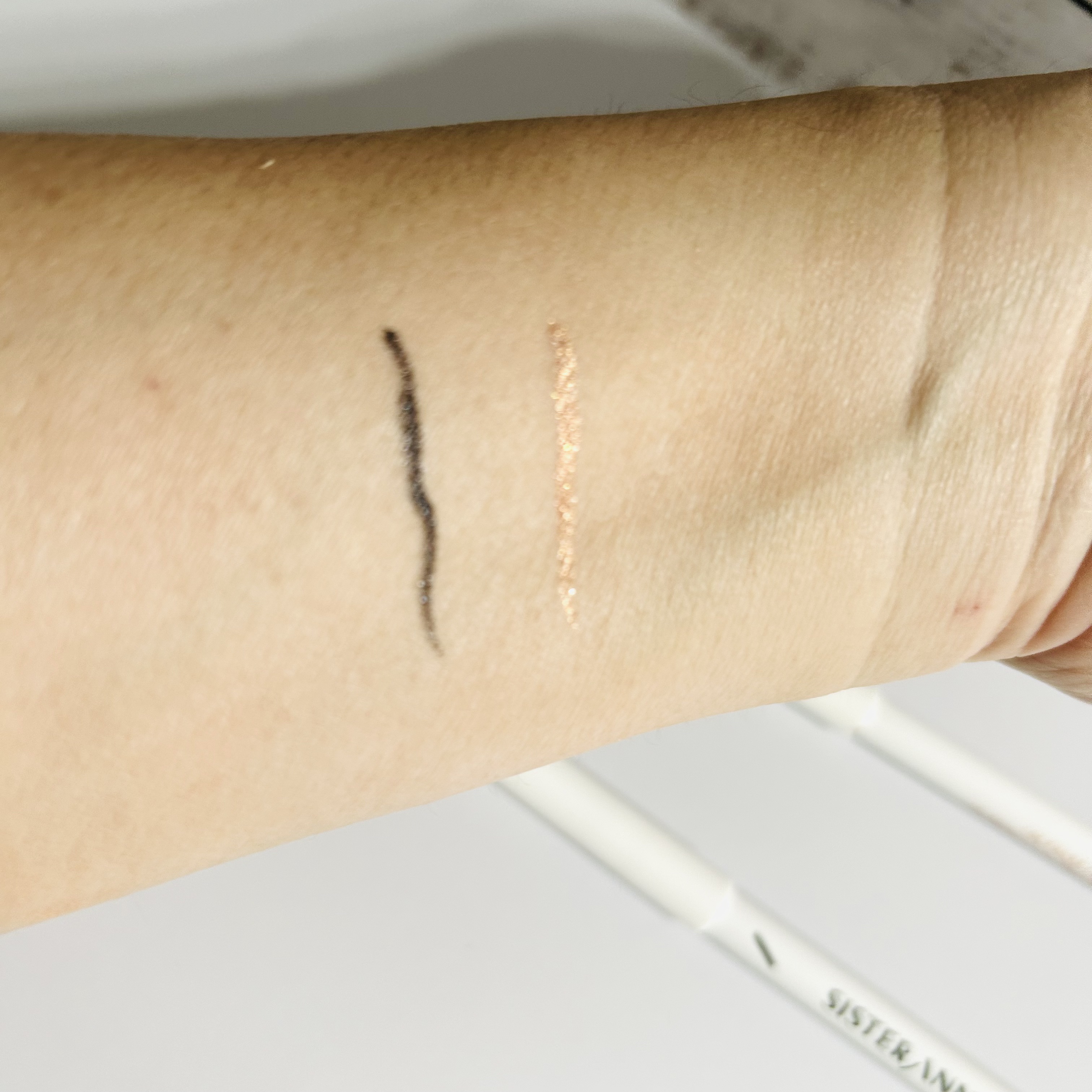 ダブルエフェクトウォータープルーフアイペンシル 01 Midnight Black /SISTER ANN/ペンシルアイライナーを使ったクチコミ（2枚目）