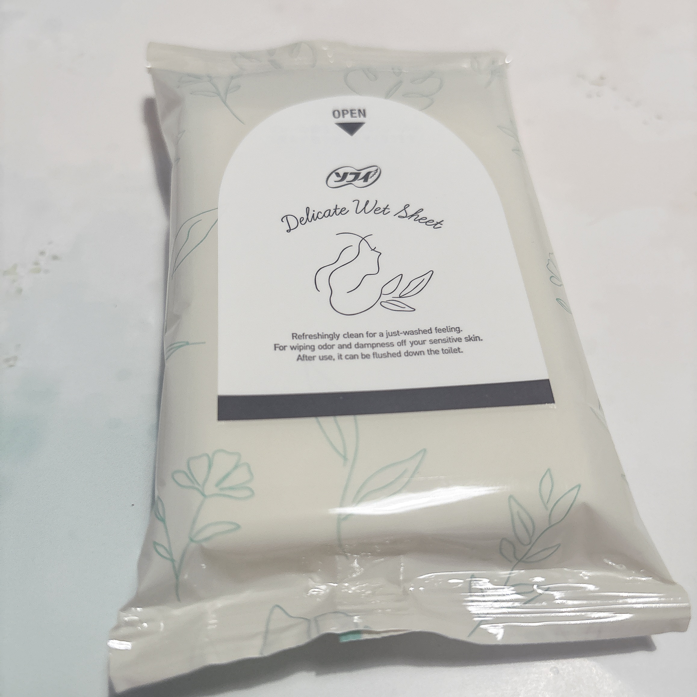 ソフィ デリケートウェットシート フレッシュグリーンの香り/ソフィ/デリケートゾーンケアを使ったクチコミ（2枚目）