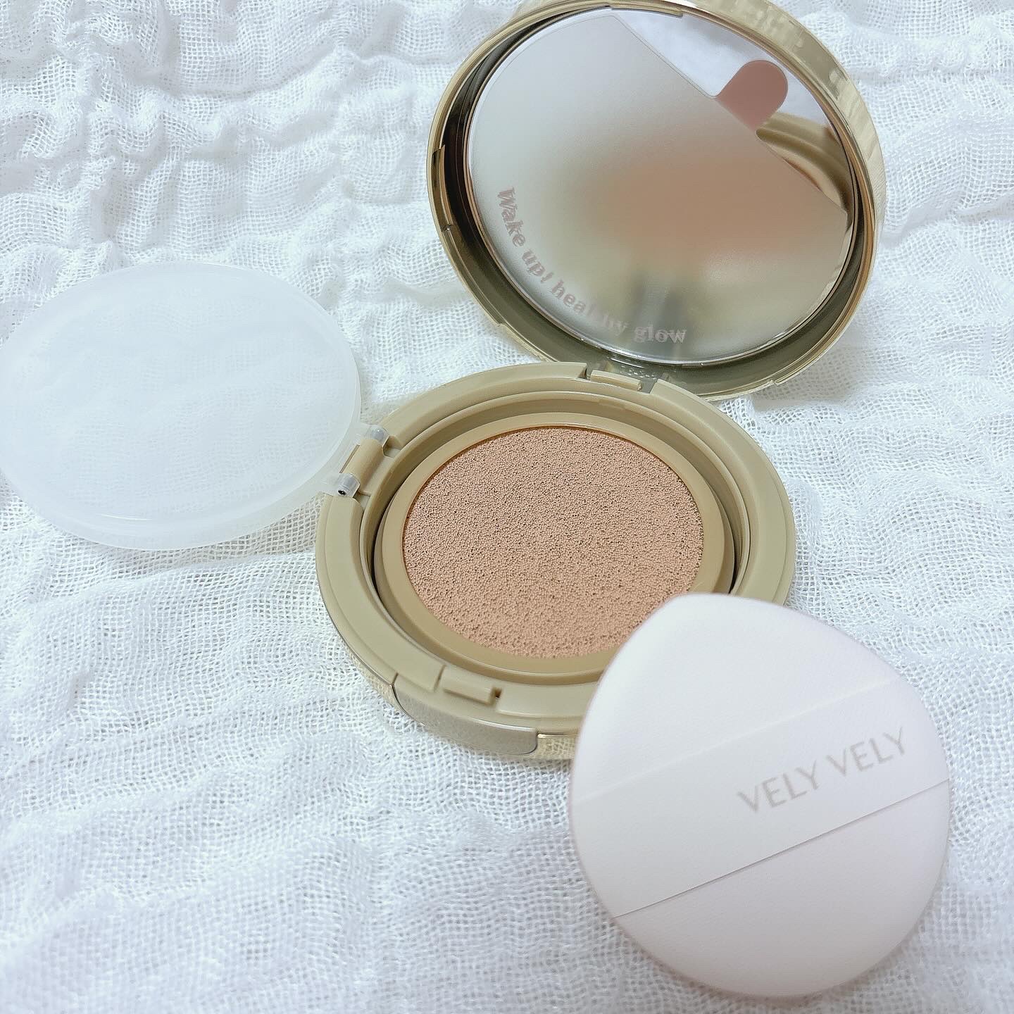 はちみつツヤ肌クッションファンデ/VELY VELY/クッションファンデーションを使ったクチコミ（2枚目）