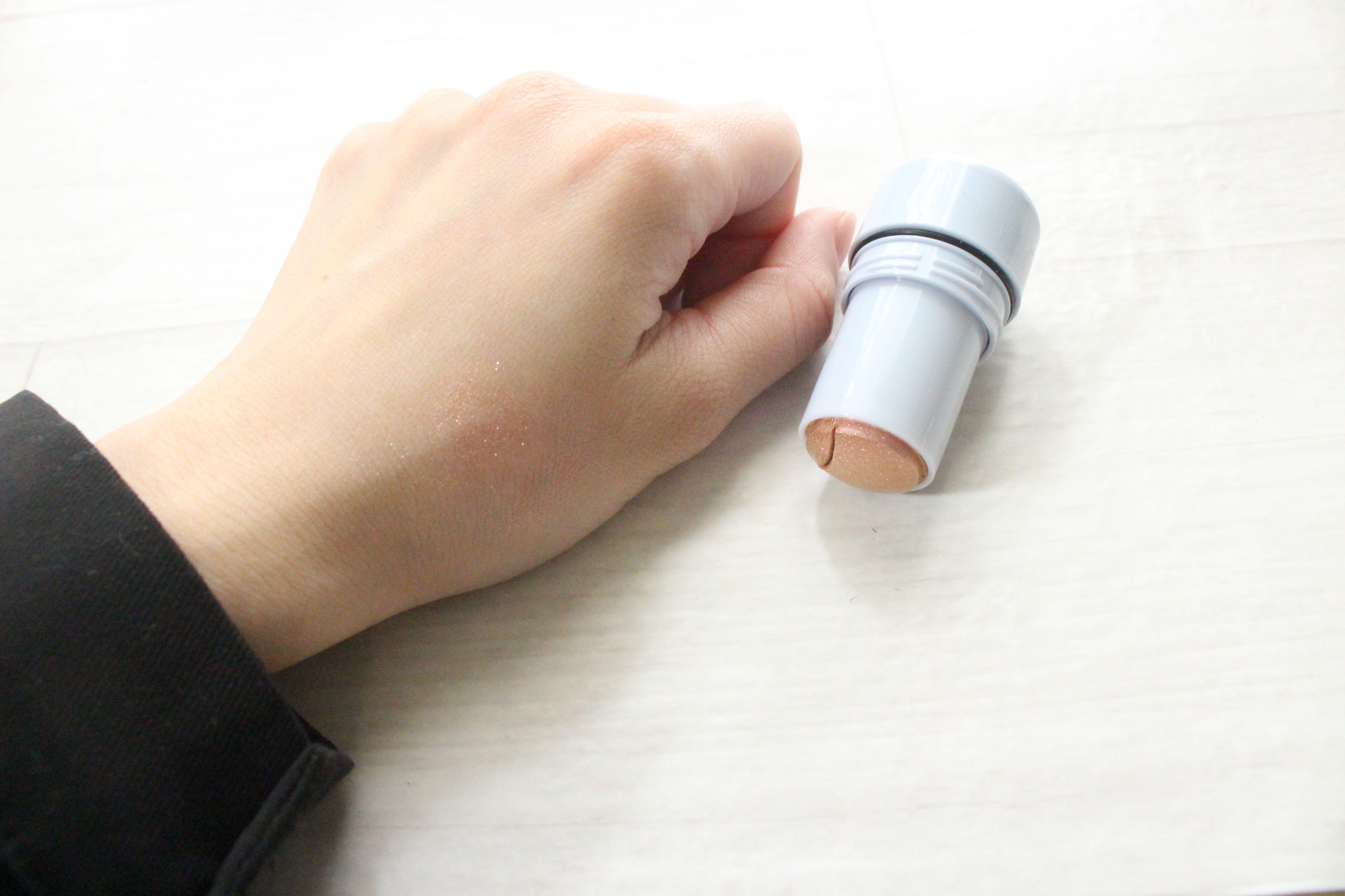 ハイドロゼリーハイライト/Ui2./クリームハイライトを使ったクチコミ（3枚目）