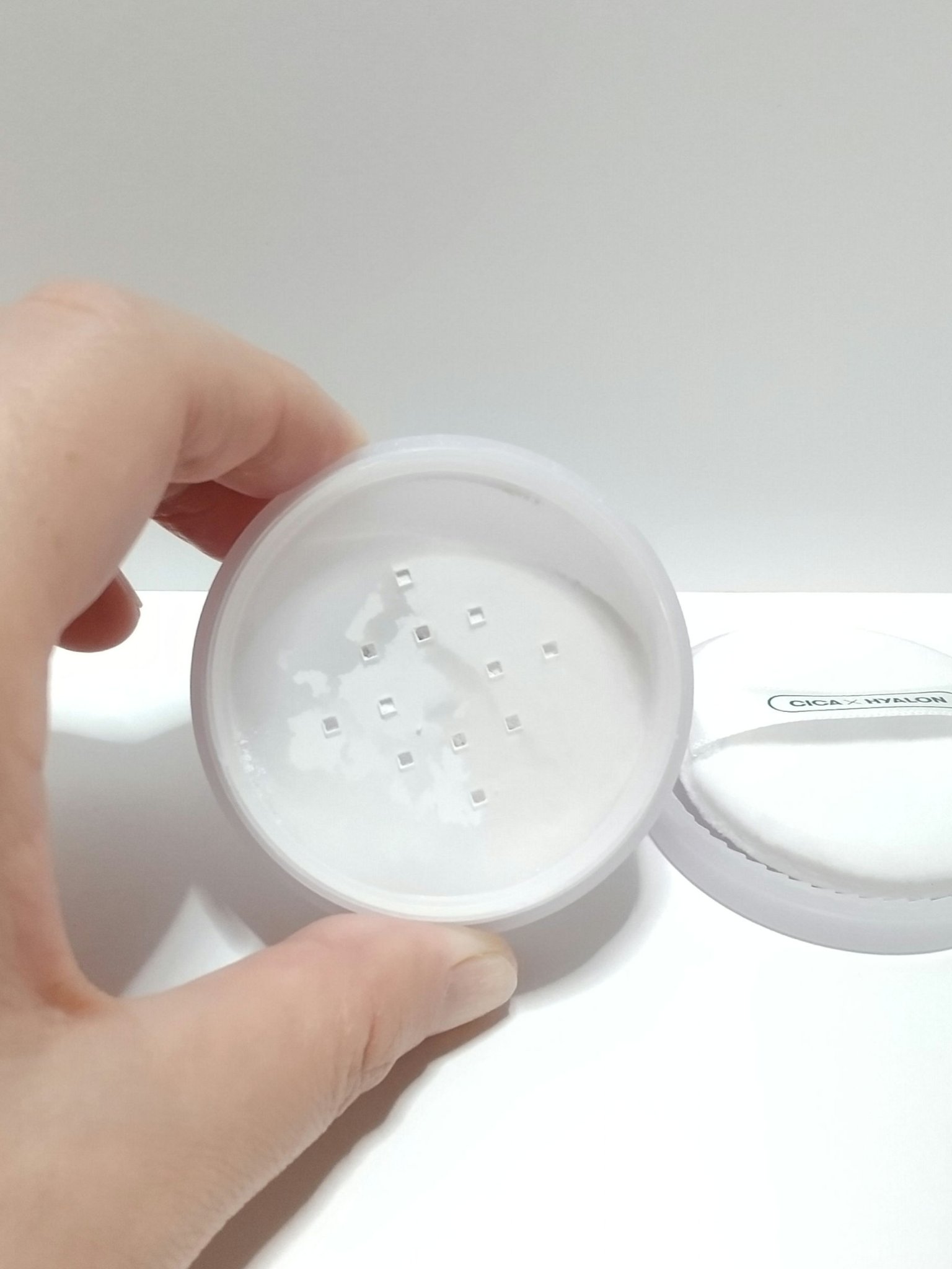 VT CICA ノーセバムモイスチャーパウダー/VT/ルースパウダーを使ったクチコミ（2枚目）